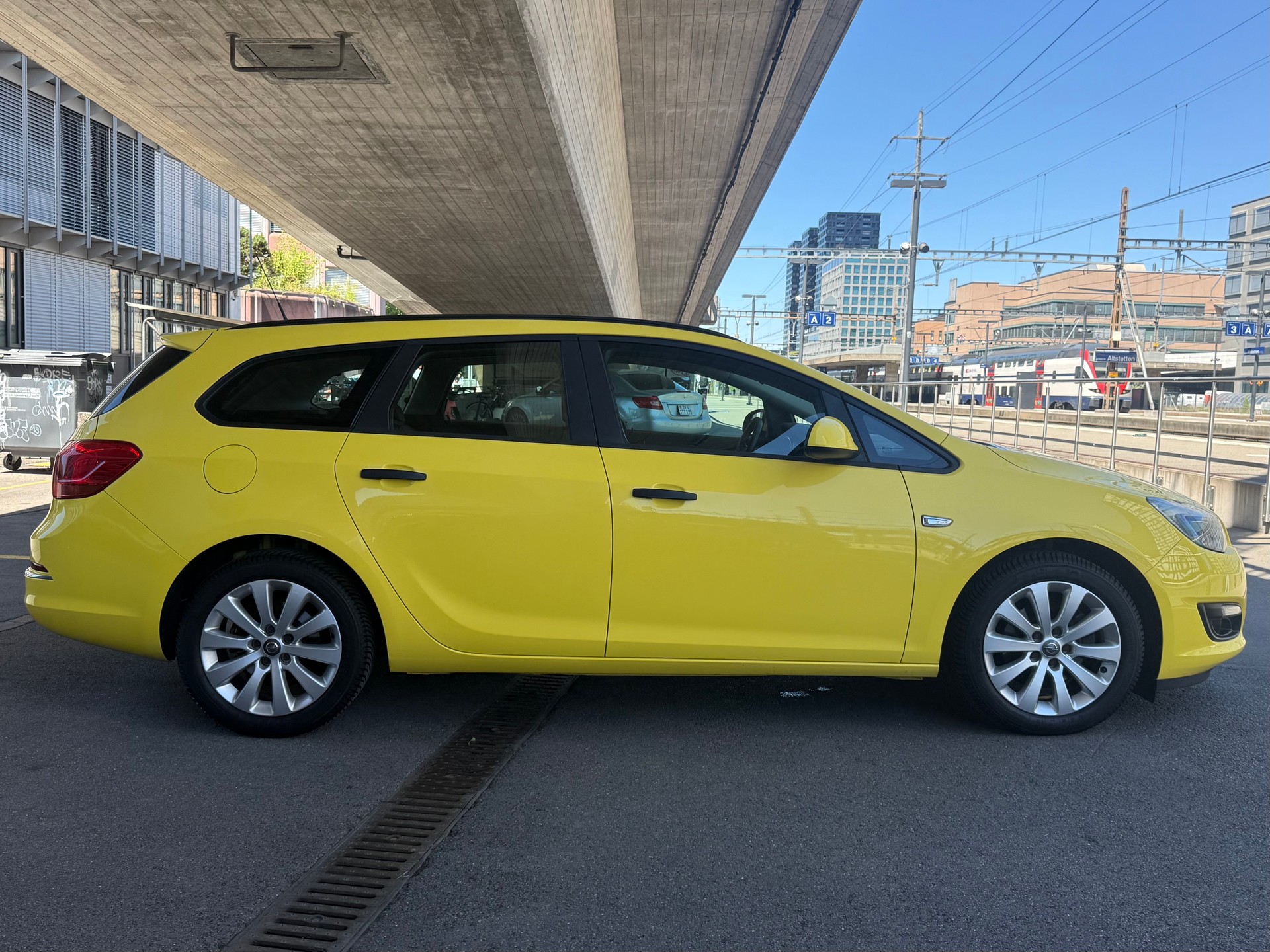 OPEL Astra SportsTourer 1.6 CDTi ecoFLEX Drive-image-3