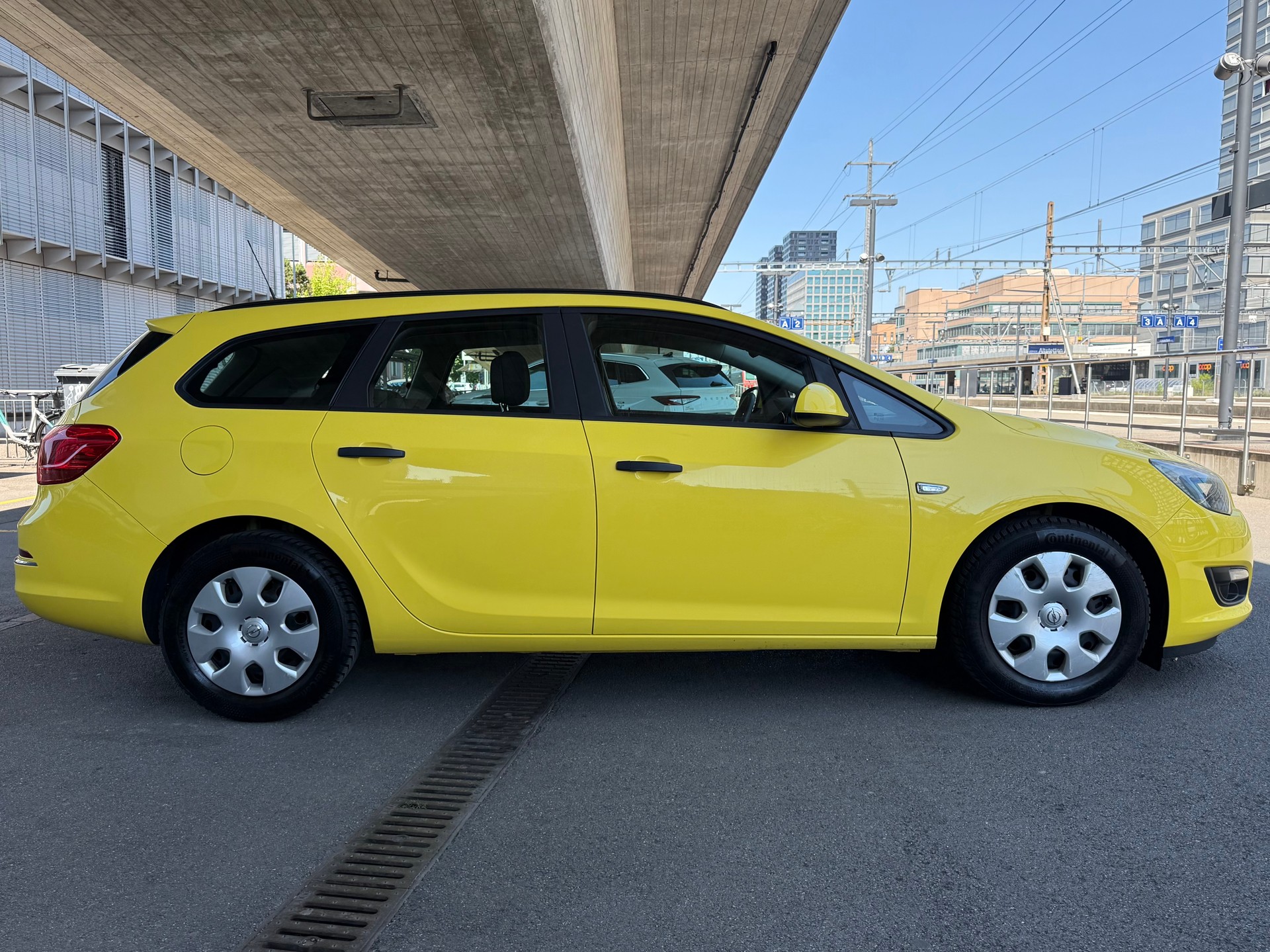 OPEL Astra SportsTourer 1.6 CDTi ecoFLEX Drive-image-3