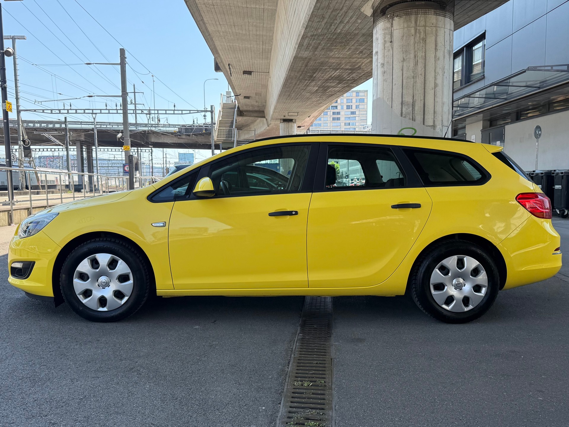 OPEL Astra SportsTourer 1.6 CDTi ecoFLEX Drive-image-4