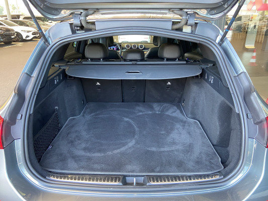 MERCEDES-BENZ C 220 d T 4M AMG Line-image-6