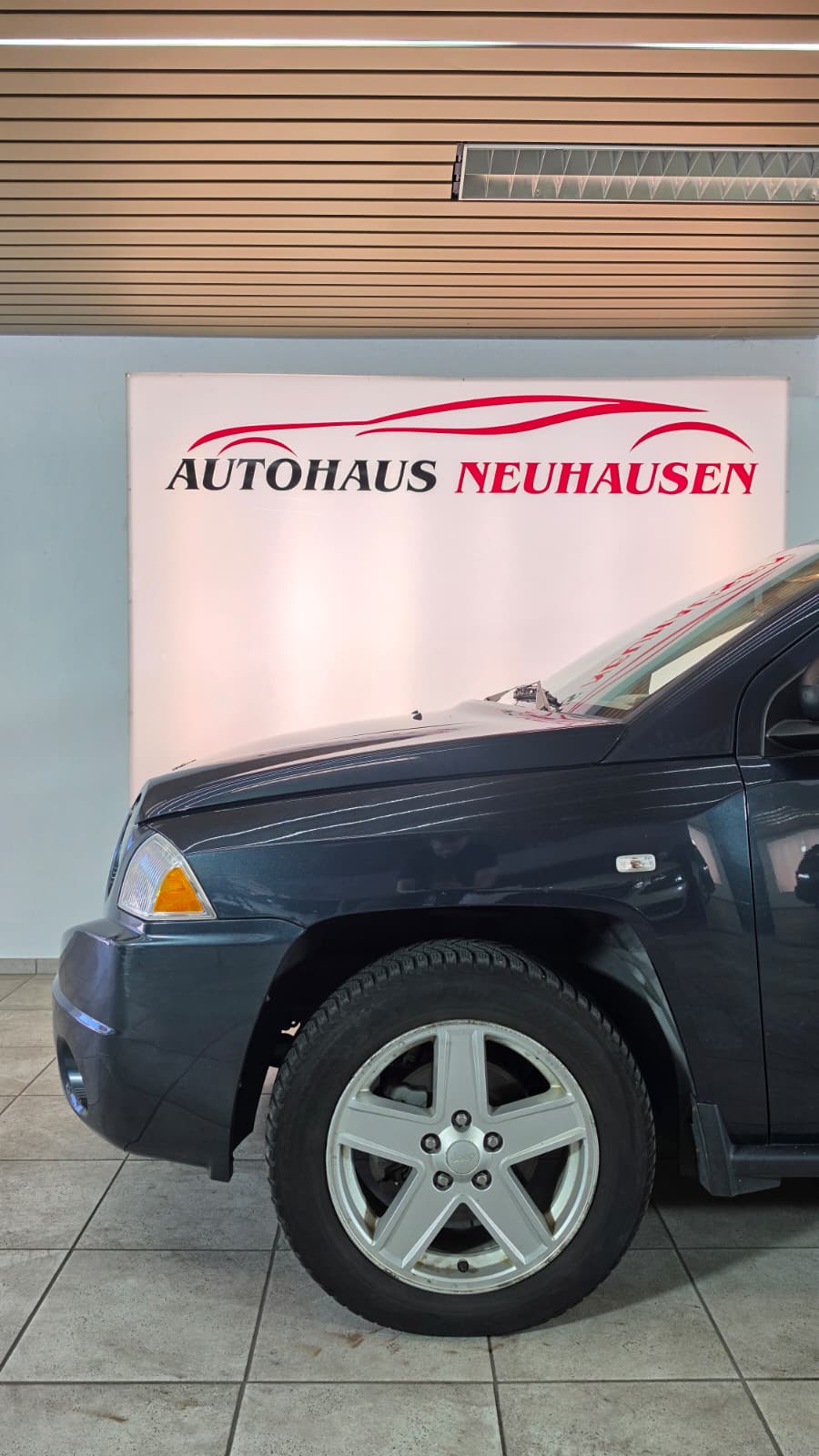 JEEP Compass 2.4 Limited Frisch ab MFK-image-4