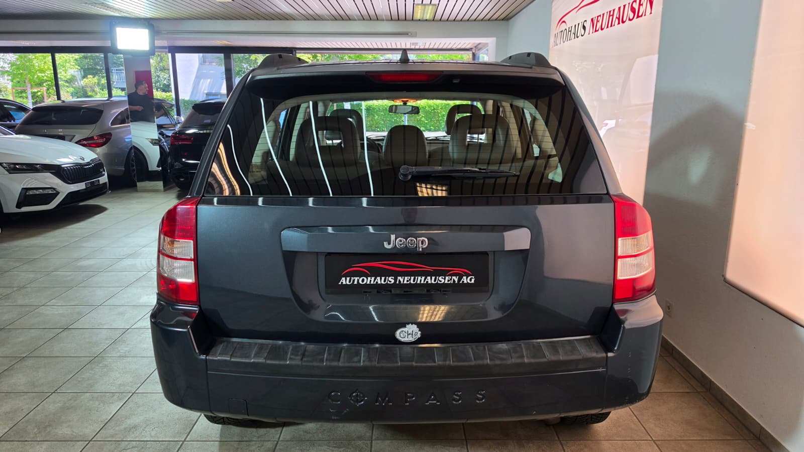 JEEP Compass 2.4 Limited Frisch ab MFK-image-13