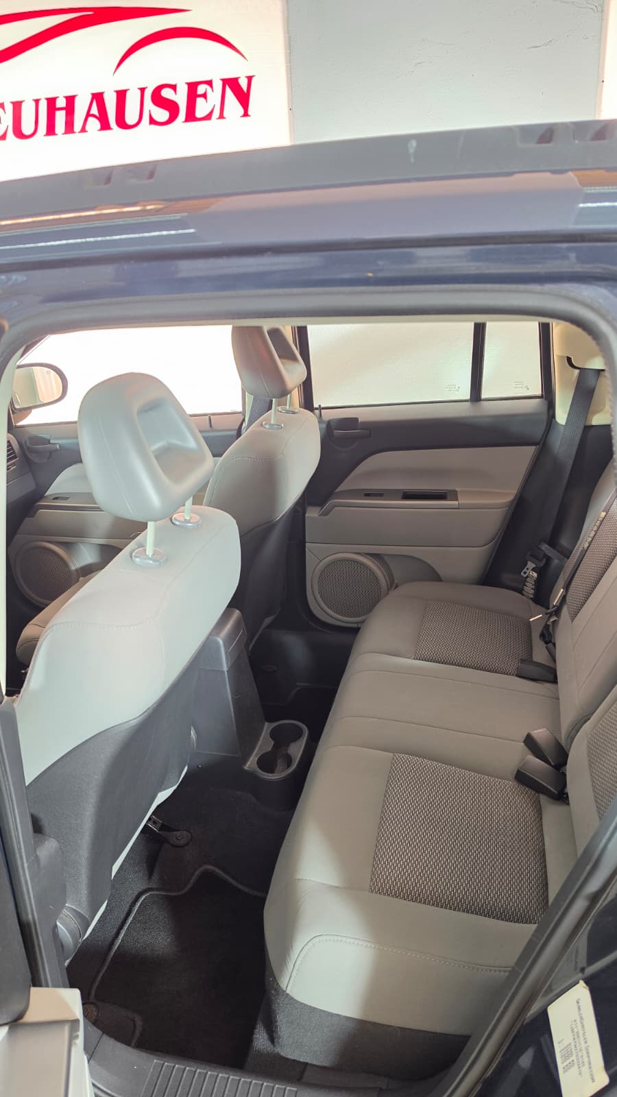 JEEP Compass 2.4 Limited Frisch ab MFK-image-11