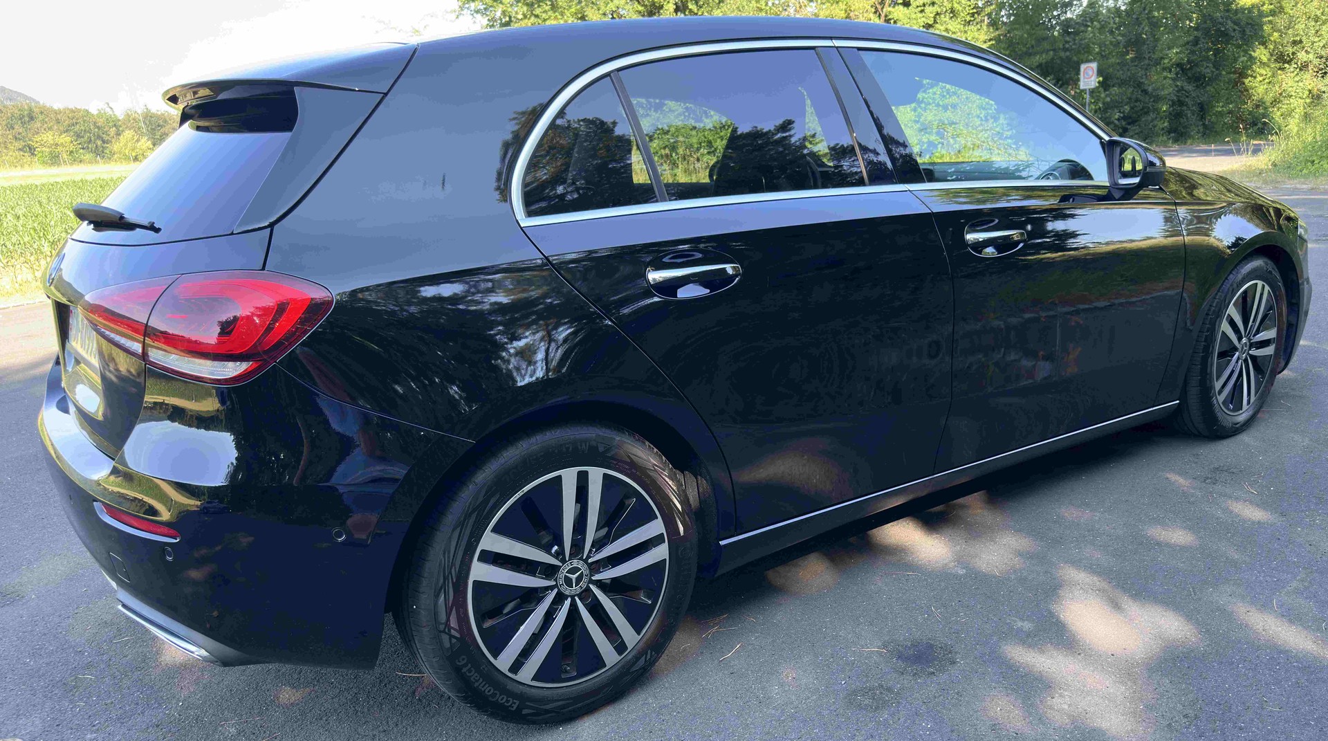 MERCEDES-BENZ A 250 Progressive 7G-DCT-image-2