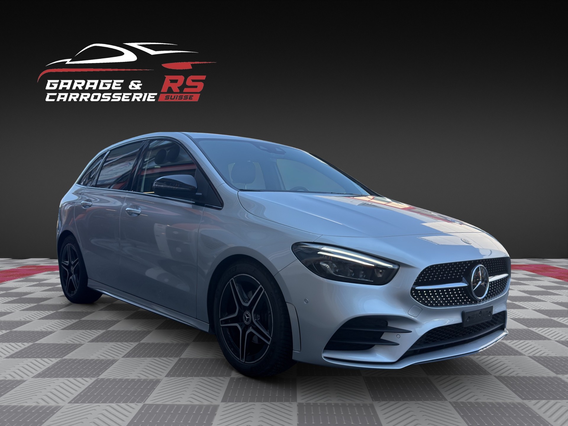 MERCEDES-BENZ B 200 d AMG Line 8G-DCT-image-4