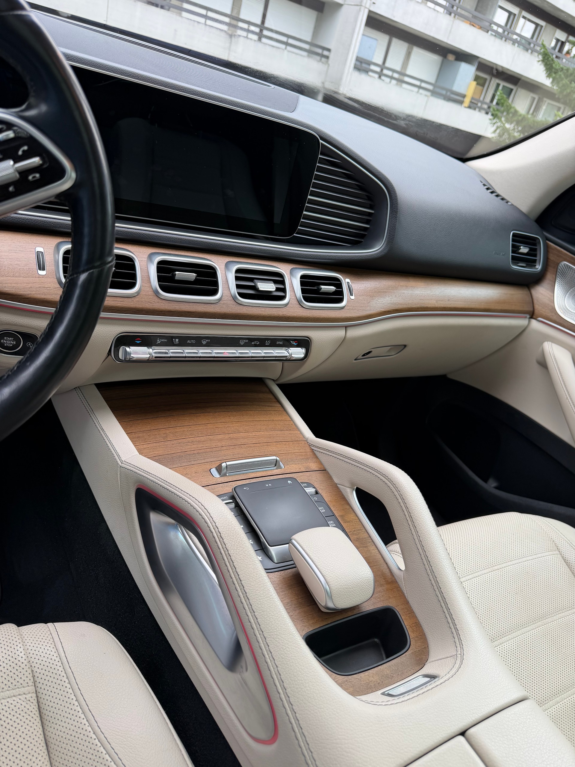 MERCEDES-BENZ GLE 450 AMG Line 4matic-image-1