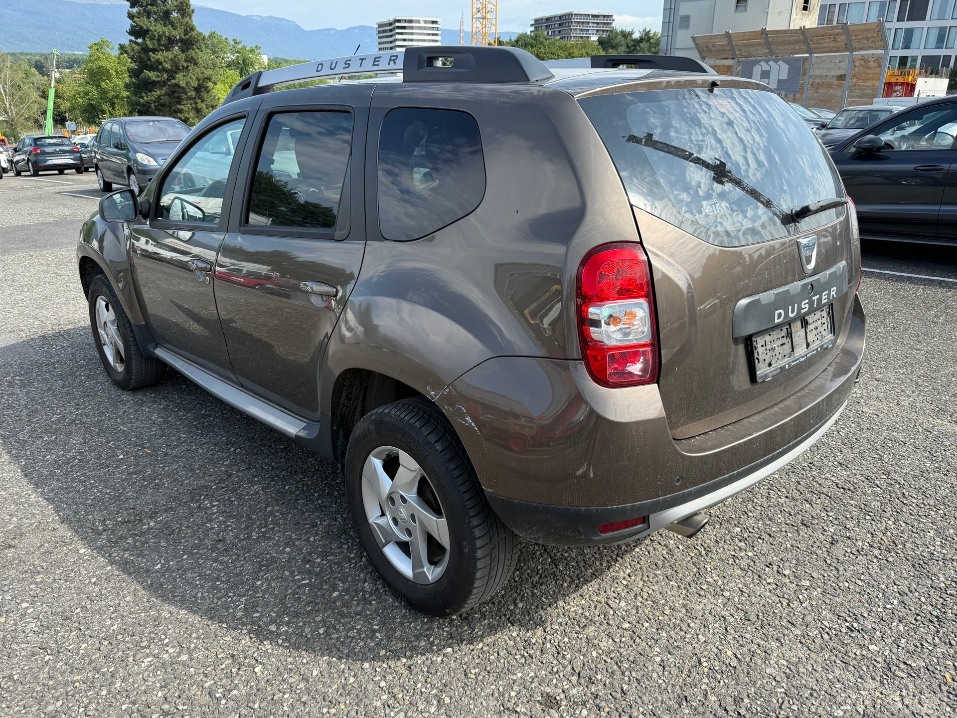 DACIA Duster 1.2 T Lauréate 4x4-image-3