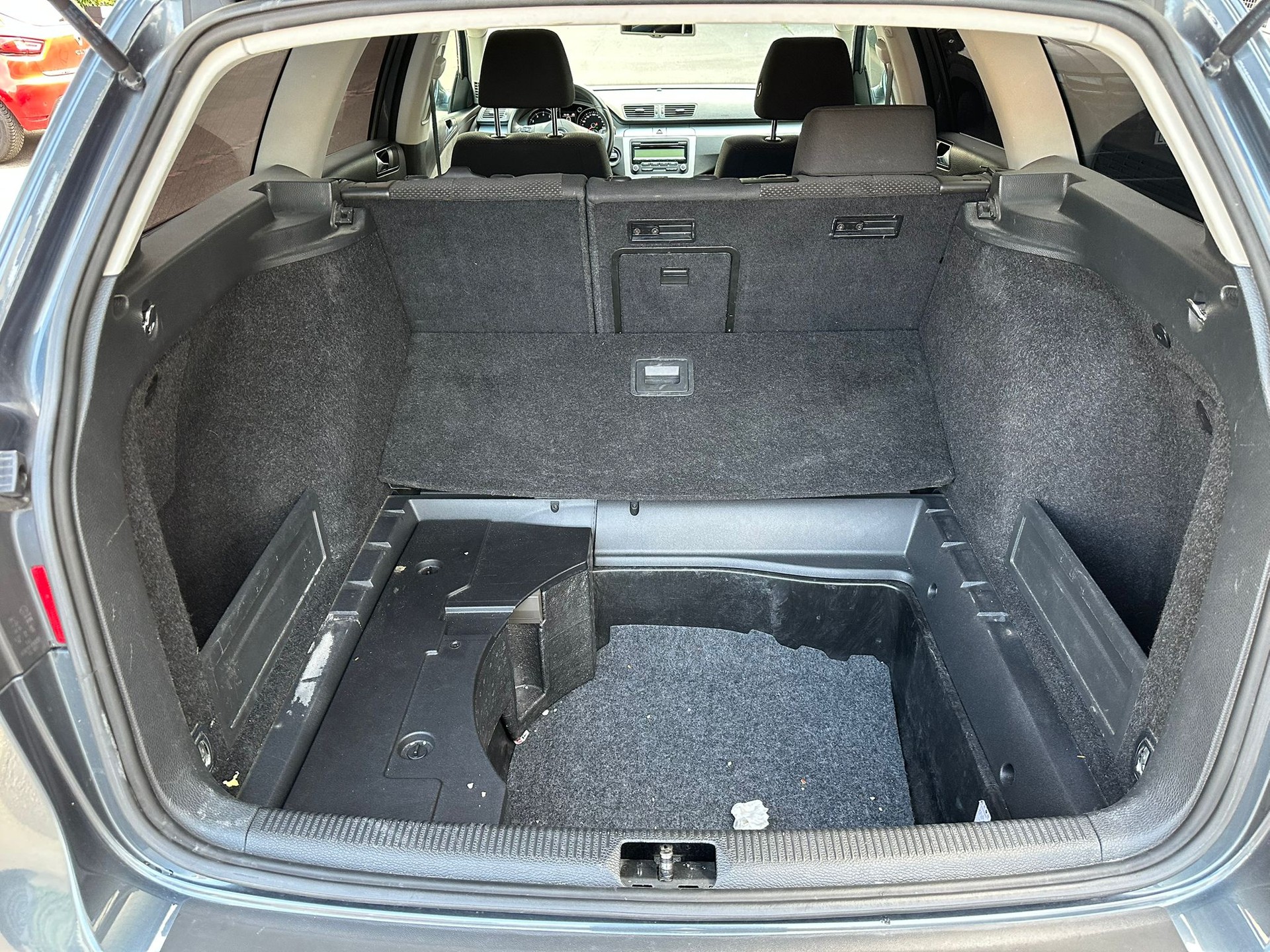 VW Passat Variant 1.4 TSI BlueMotion Comfortline DSG-image-12