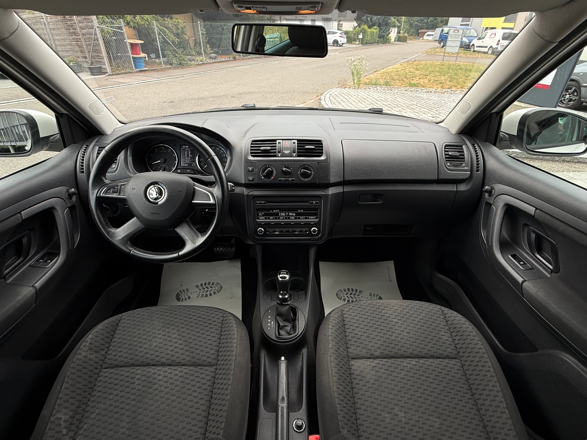 SKODA Fabia 1.2 TSI Elegance DSG-image-5