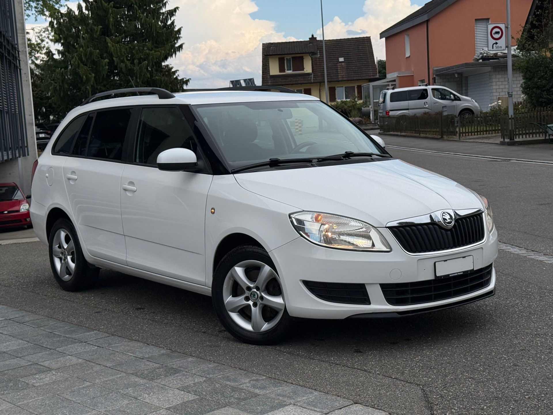 SKODA Fabia 1.2 TSI Elegance DSG-image-0