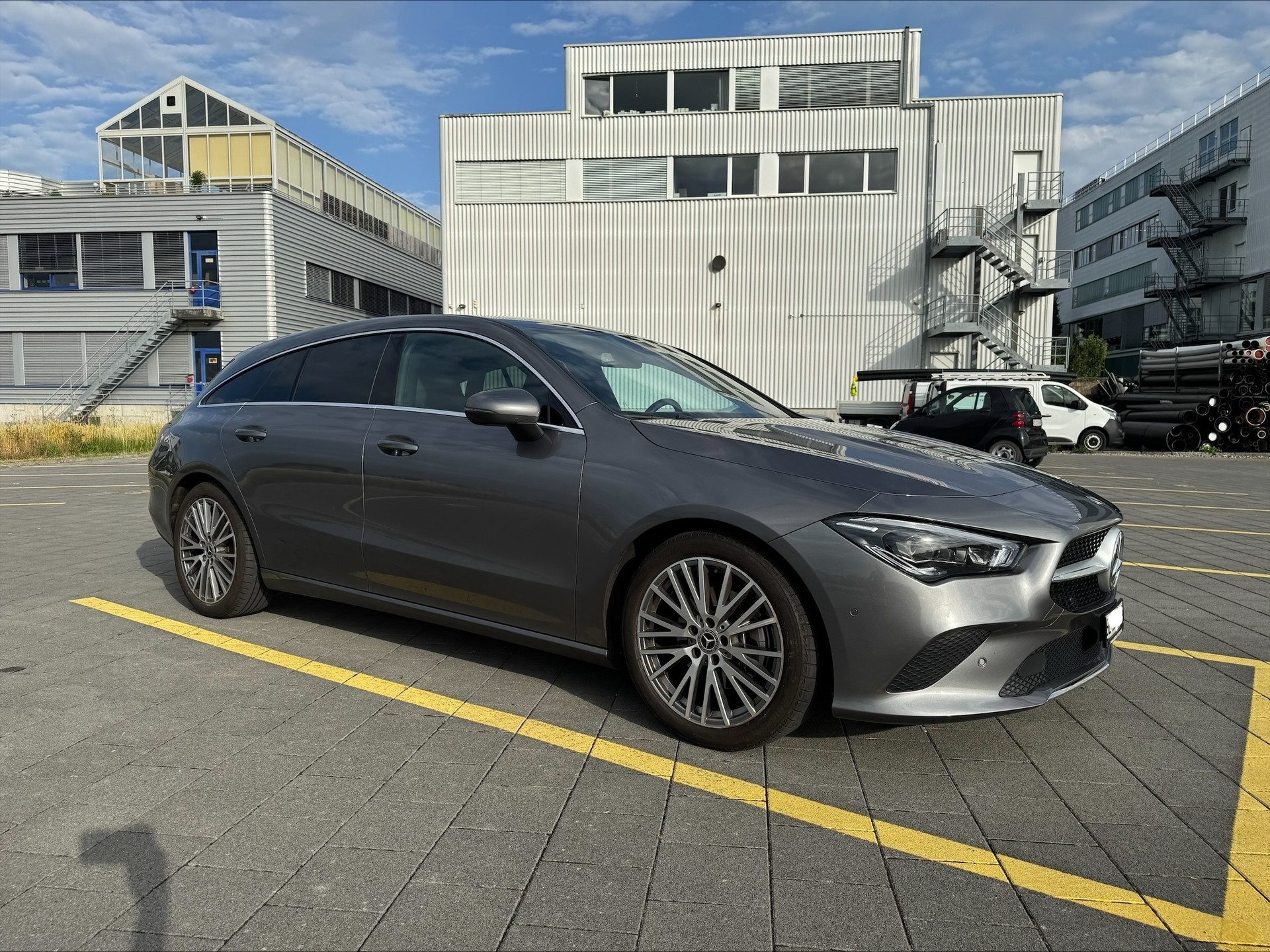 MERCEDES-BENZ CLA 200 Progressive-image-6