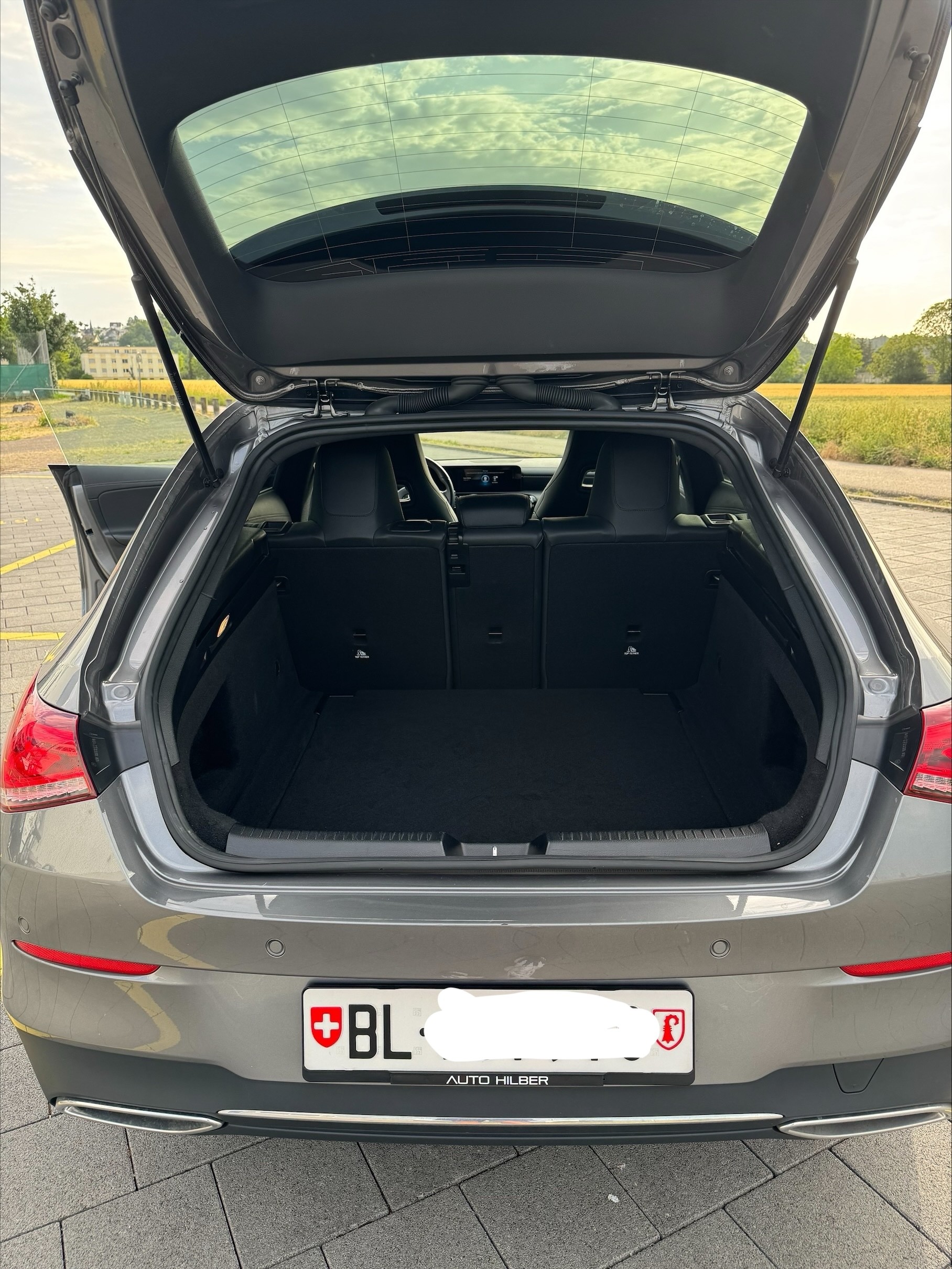 MERCEDES-BENZ CLA 200 Progressive-image-14