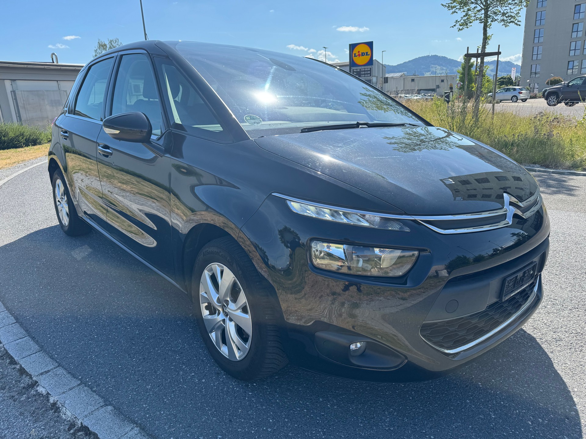 CITROEN C4 Picasso 1.6 e-HDi Attraction ETG6-image-4