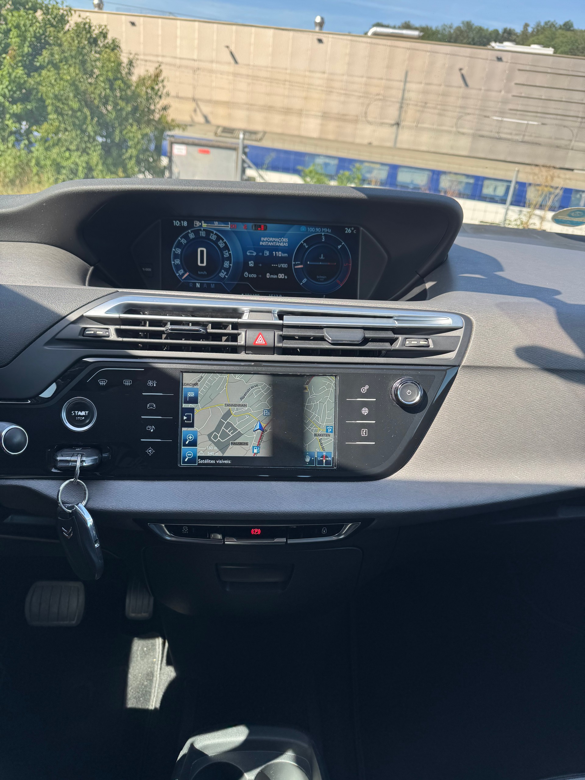 CITROEN C4 Picasso 1.6 e-HDi Attraction ETG6-image-6