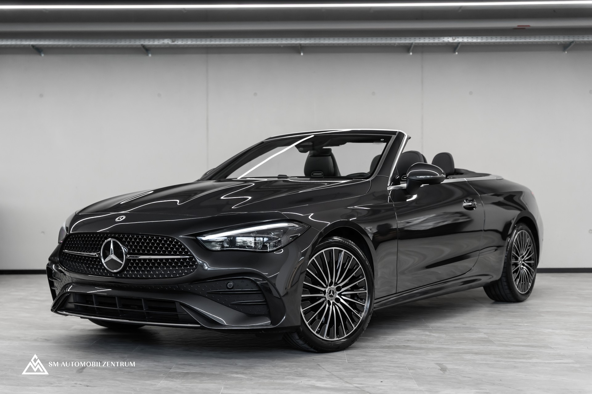 MERCEDES-BENZ CLE 200 AMG Line 4matic Cabriolet / Memorysitze / Rückfahrkamera / Burmester-image-0