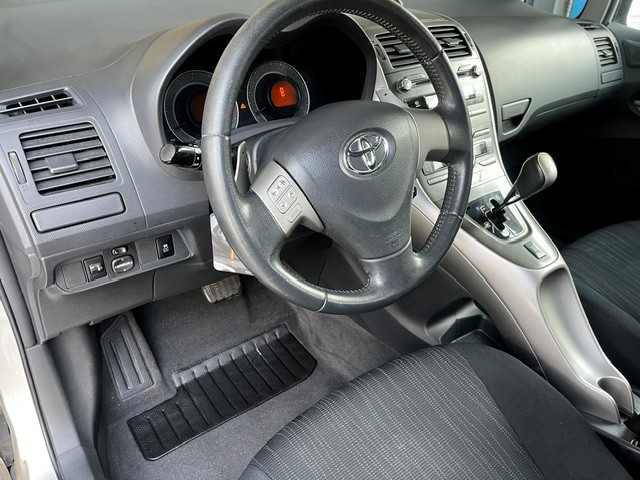TOYOTA Auris 1.6 Linea Luna MultiMode-image-7