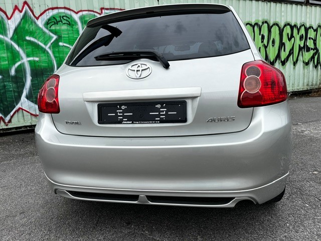 TOYOTA Auris 1.6 Linea Luna MultiMode-image-4