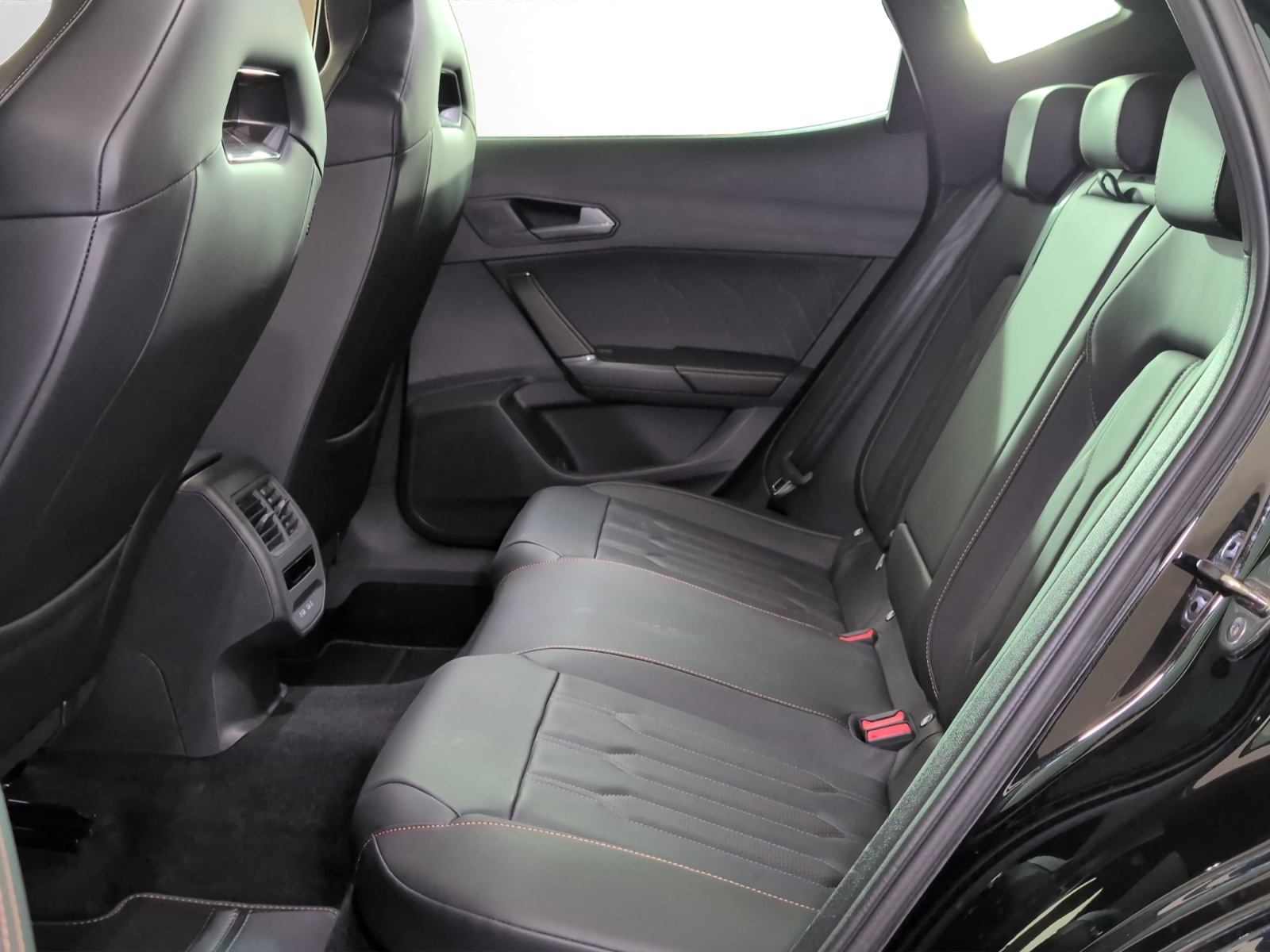 CUPRA Formentor 2.0TSI VZ 4Drive DSG-image-7