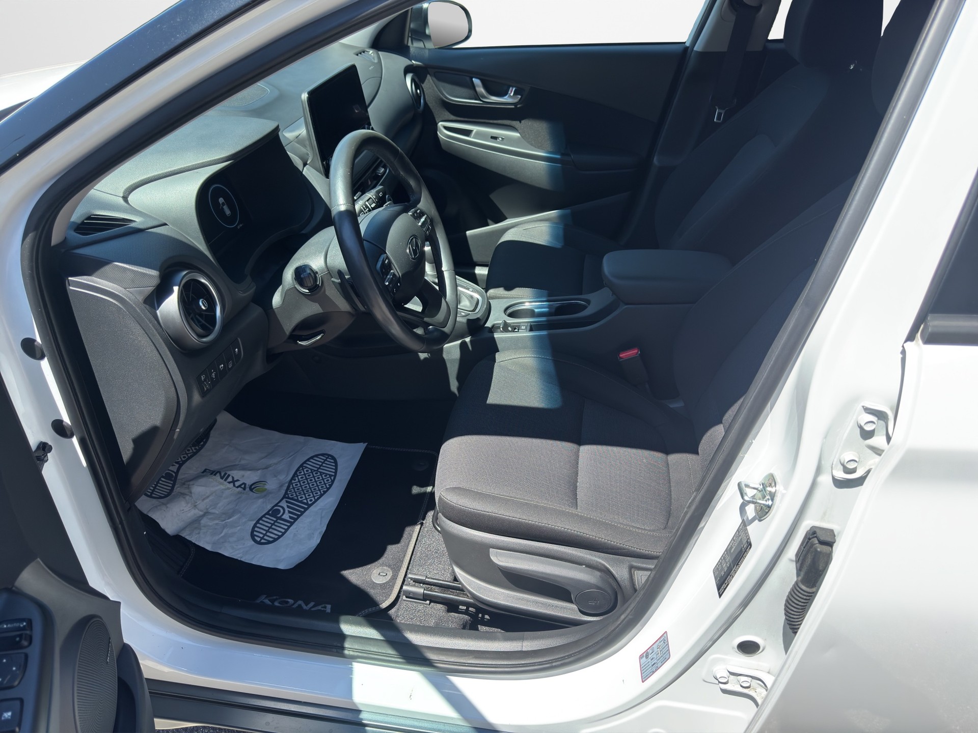 HYUNDAI Kona 1.6 GDi HEV Amplia DCT-image-8