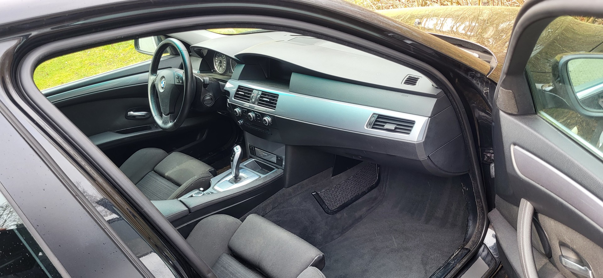 BMW 520d-image-12