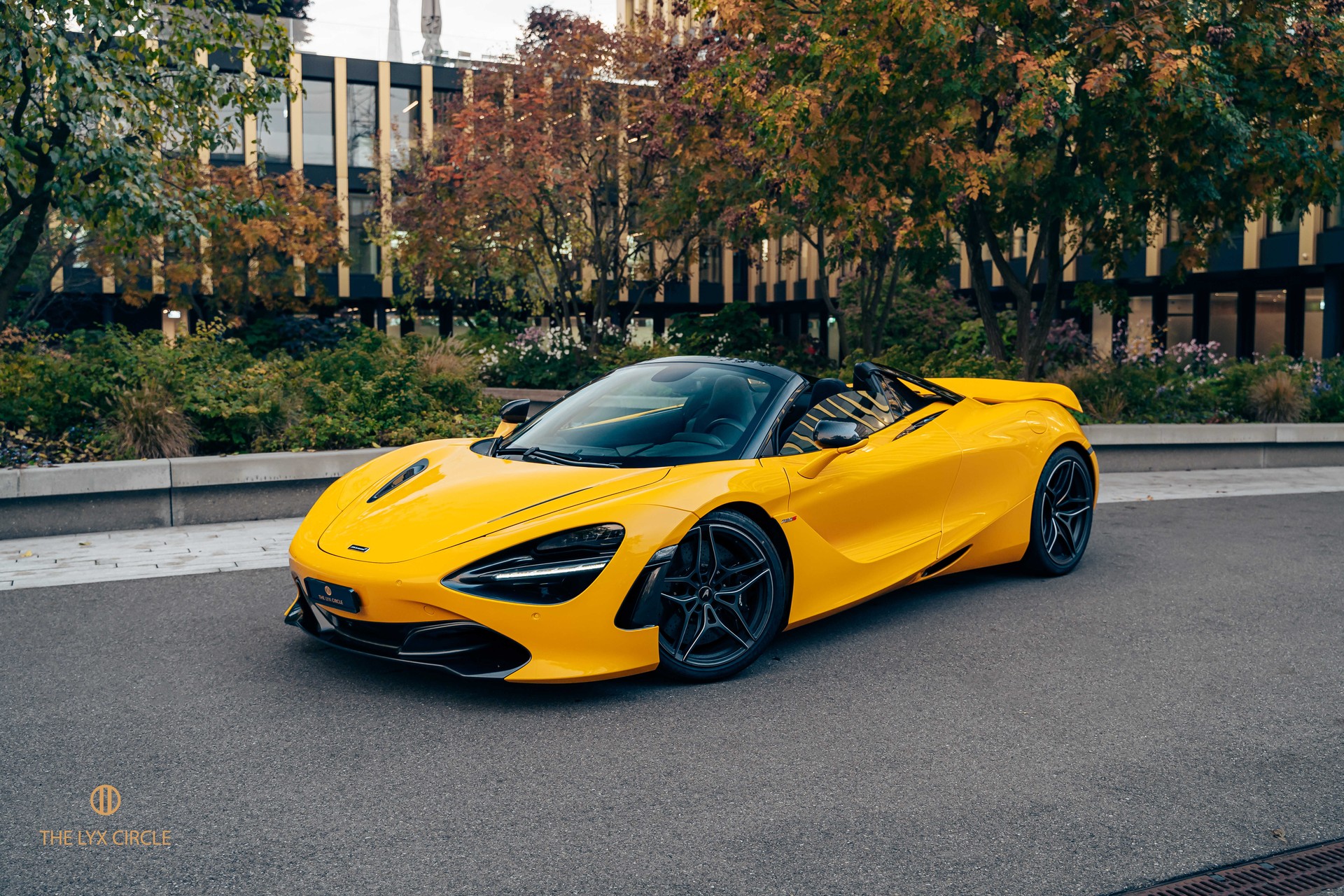 McLAREN 720S Spider 4.0 V8 SSG-image-0