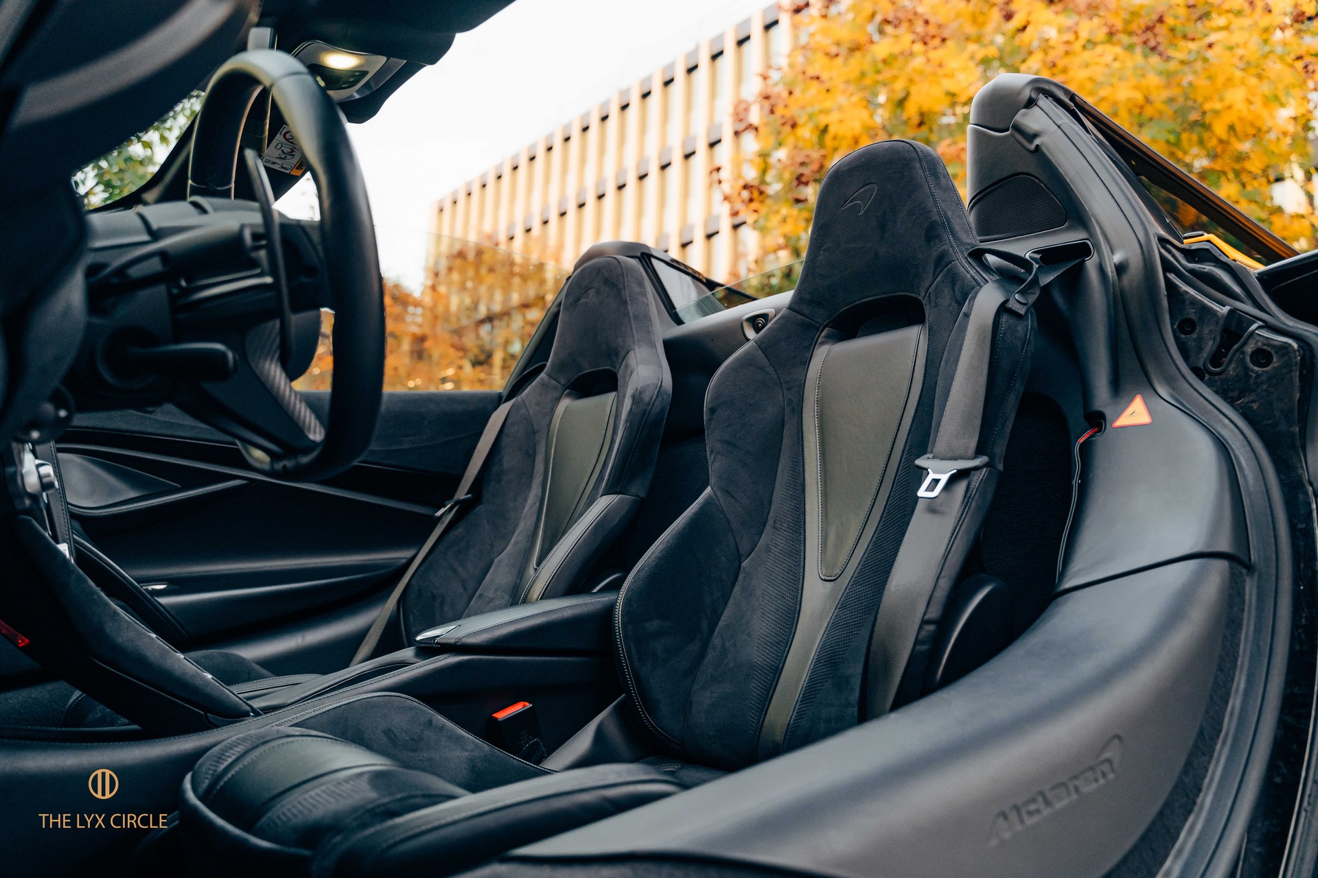 McLAREN 720S Spider 4.0 V8 SSG-image-13