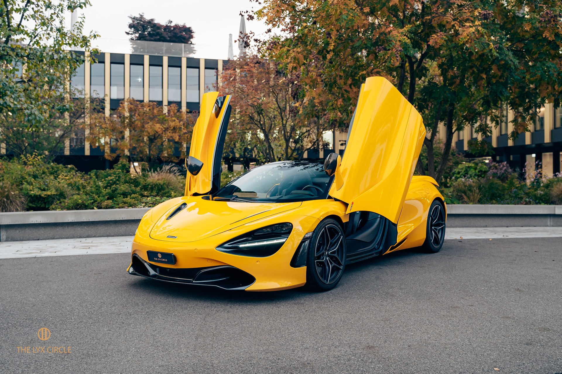 McLAREN 720S Spider 4.0 V8 SSG-image-1