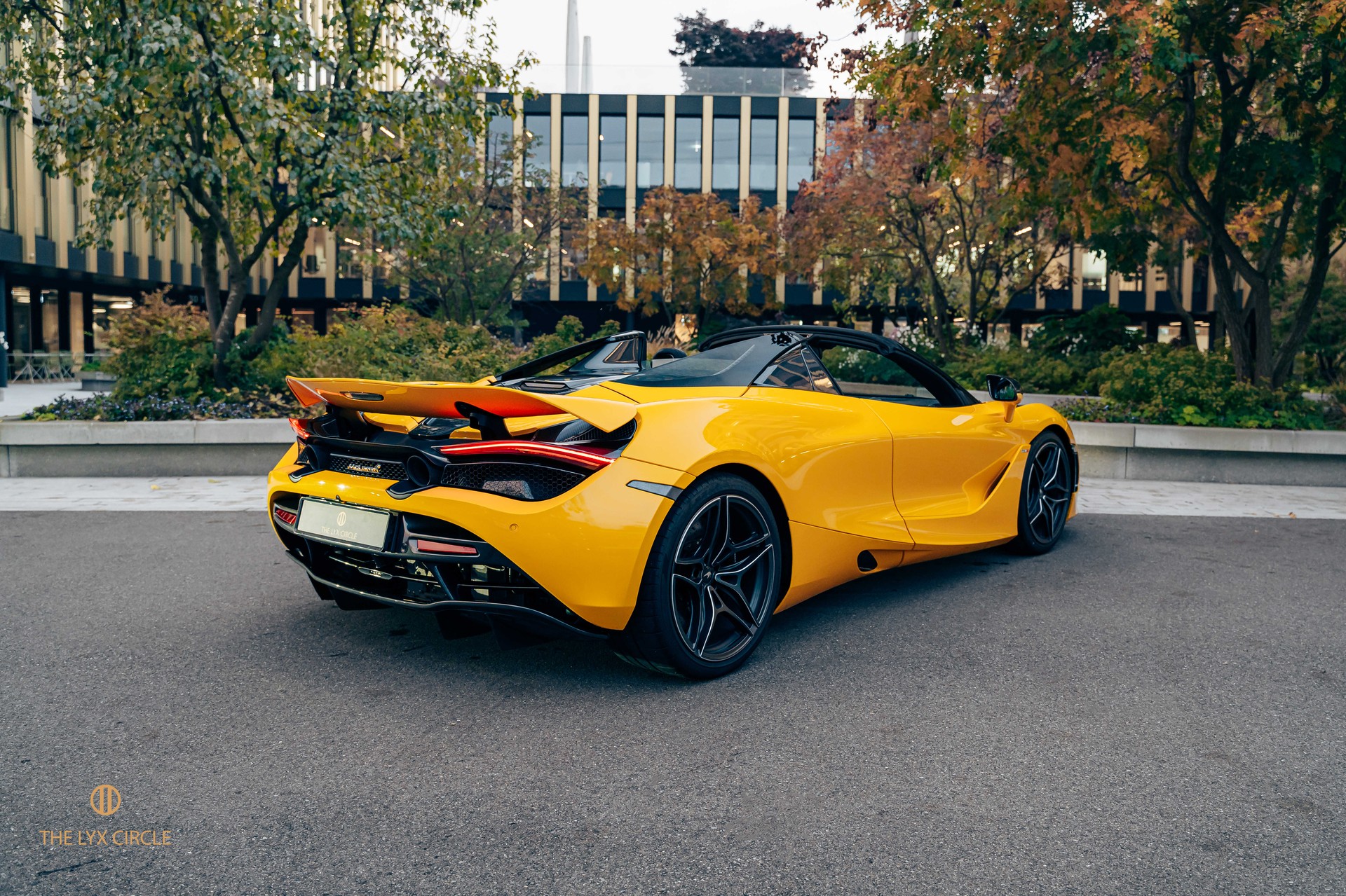 McLAREN 720S Spider 4.0 V8 SSG-image-5