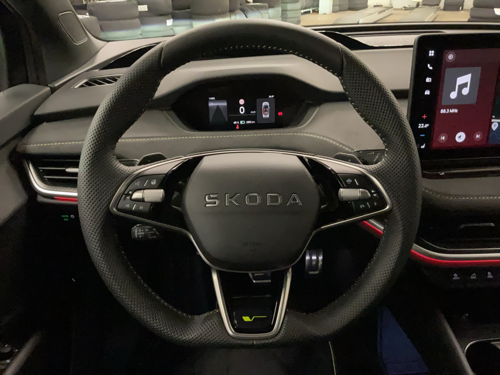 SKODA I AHK I 360 Kamera I Head-Up- Display I-image-6