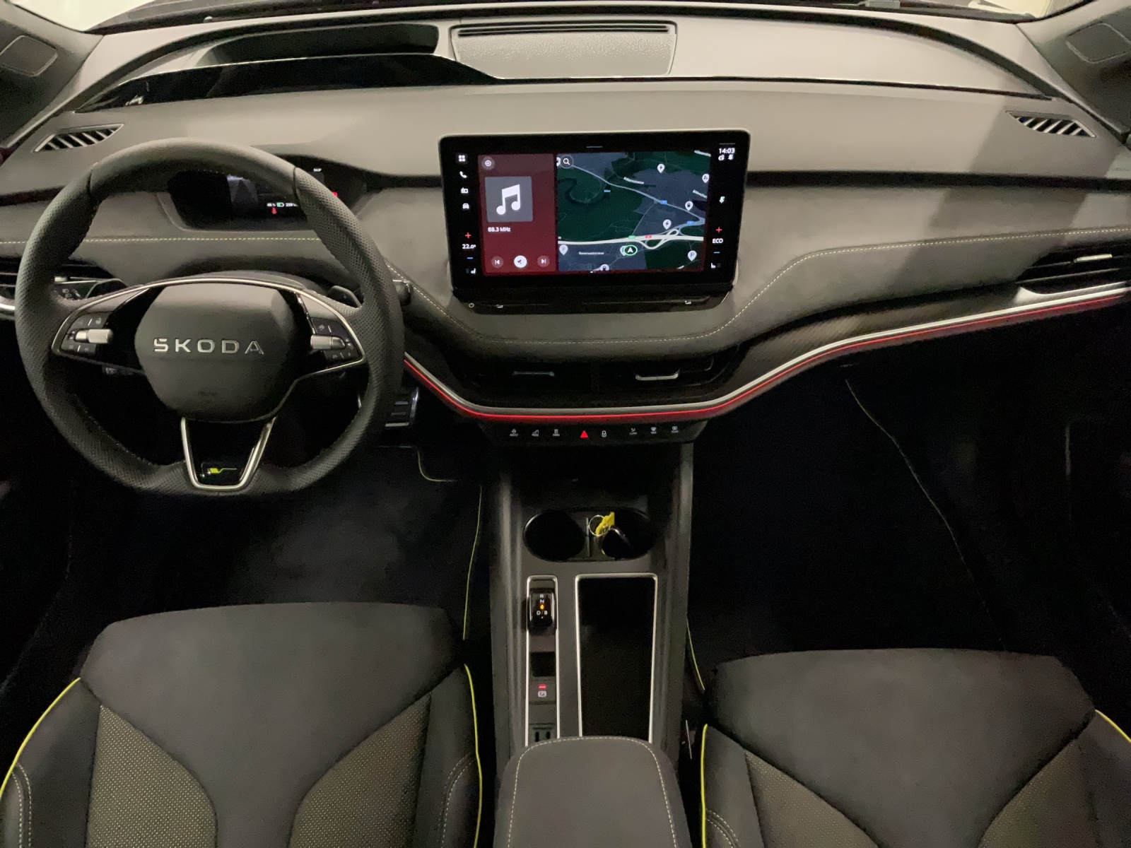 SKODA I AHK I 360 Kamera I Head-Up- Display I-image-7