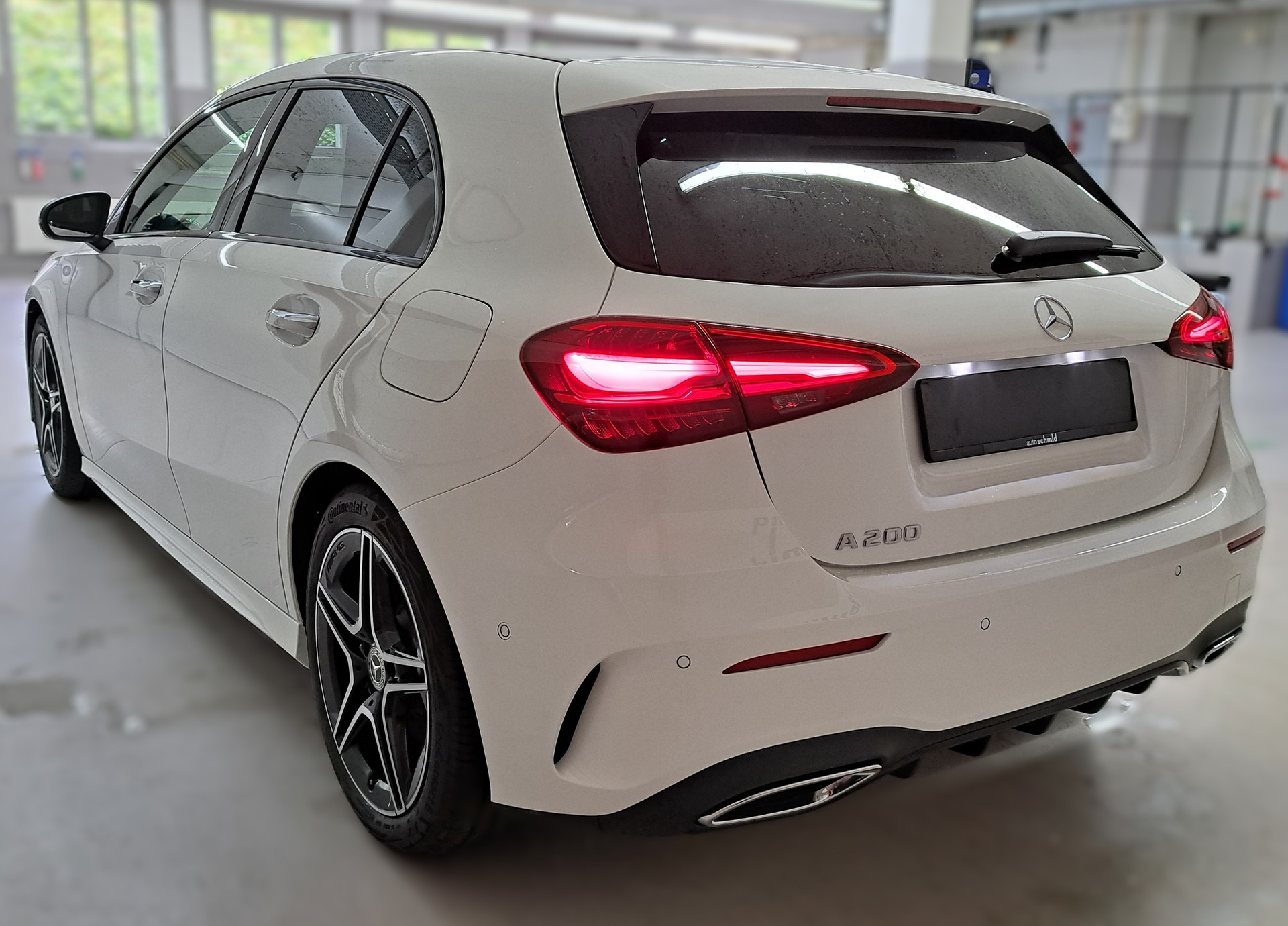MERCEDES-BENZ A 200 Night Star 7G-DCT-image-5