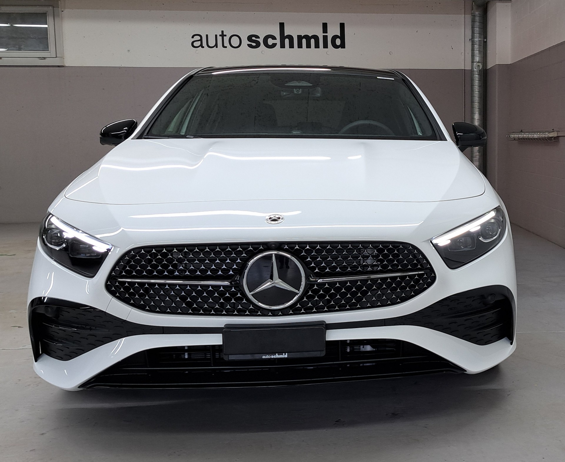 MERCEDES-BENZ A 200 Night Star 7G-DCT-image-6