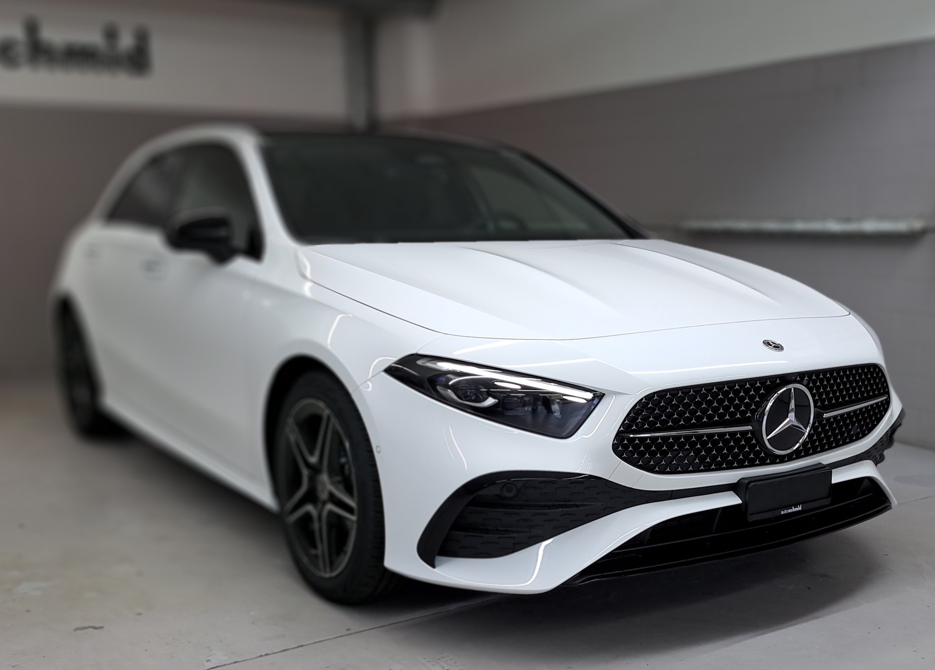 MERCEDES-BENZ A 200 Night Star 7G-DCT-image-0
