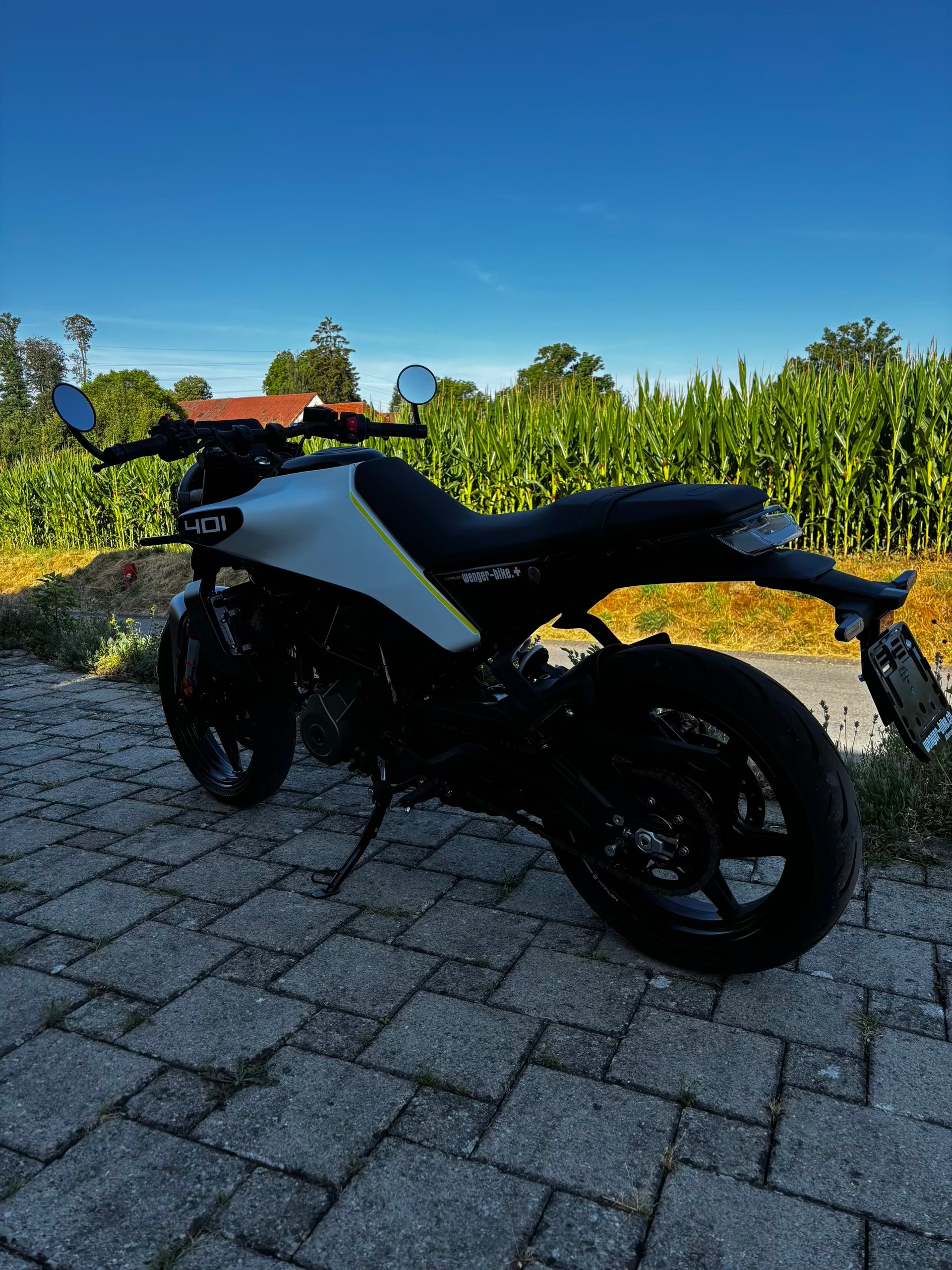 HUSQVARNA Vitpilen 401-image-5