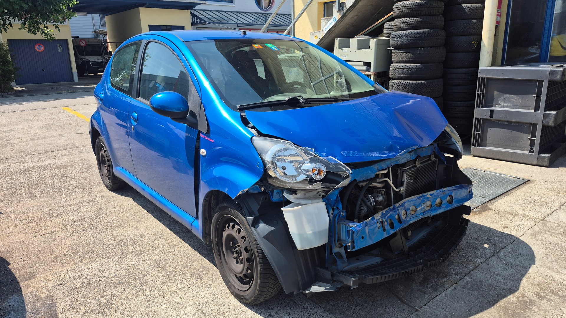 TOYOTA Aygo 1.0 Linea Terra-image-5