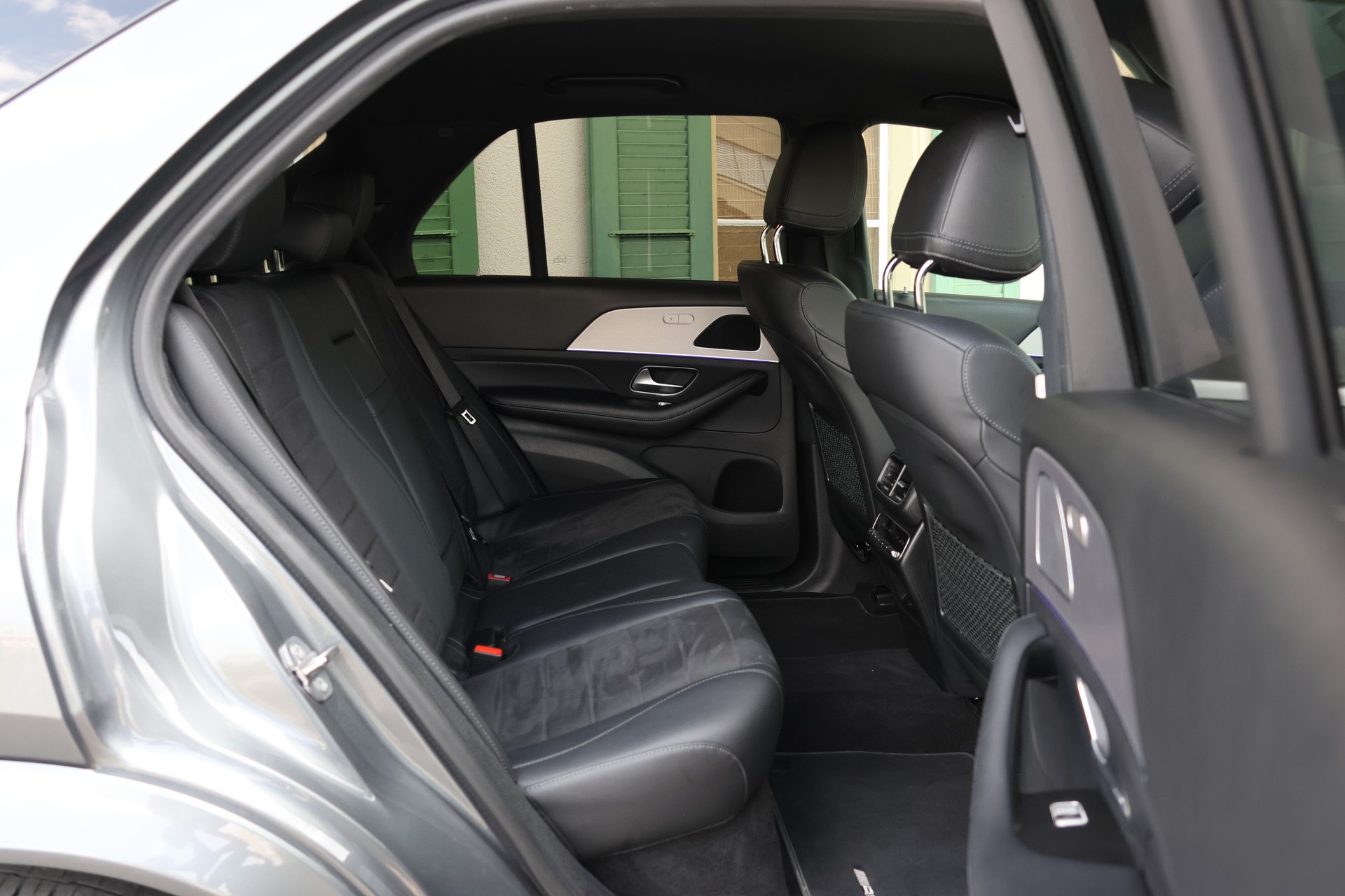 MERCEDES-BENZ GLE 450 4Matic AMG Line 9G-Tronic-image-13