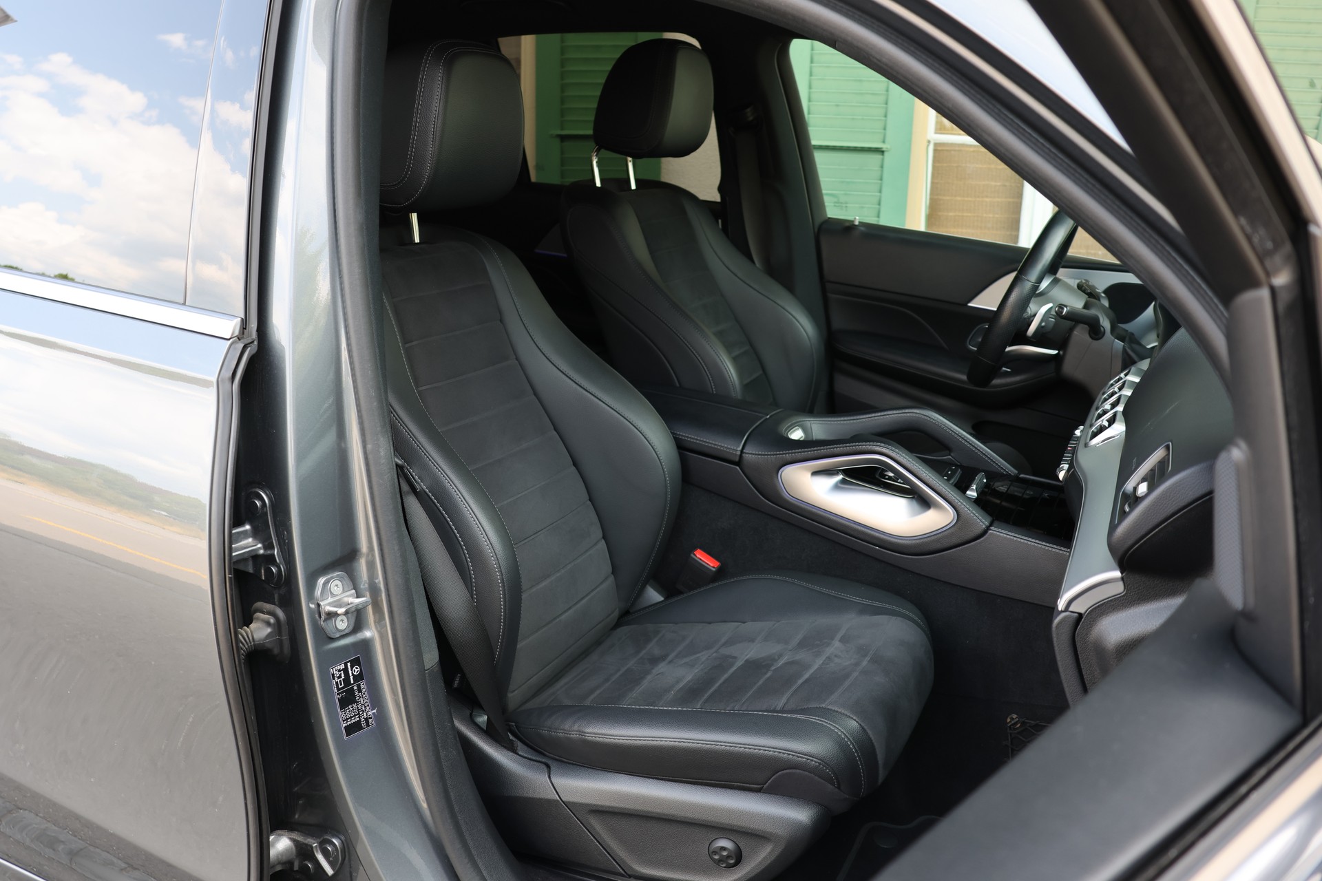 MERCEDES-BENZ GLE 450 4Matic AMG Line 9G-Tronic-image-12