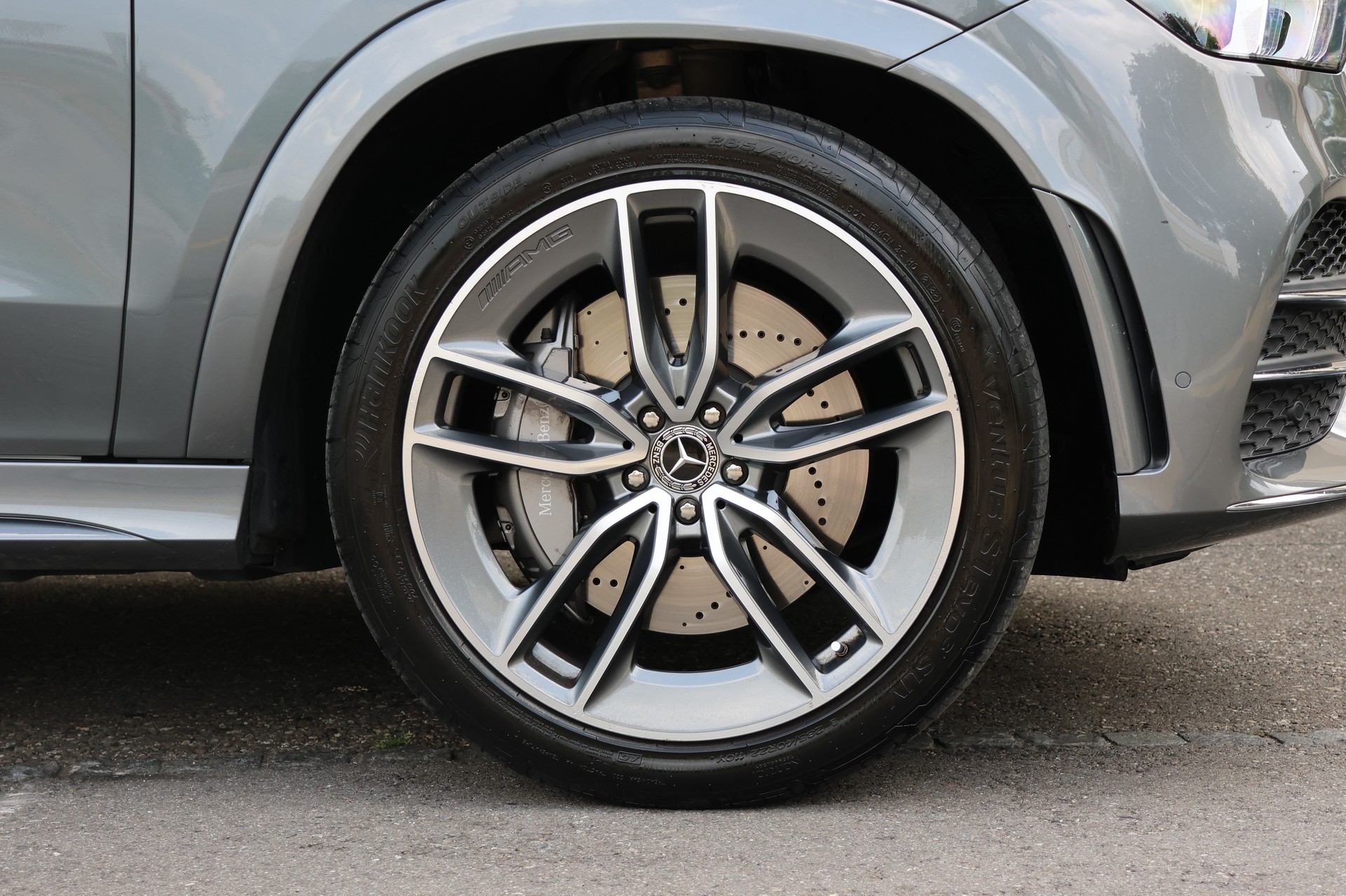 MERCEDES-BENZ GLE 450 4Matic AMG Line 9G-Tronic-image-4