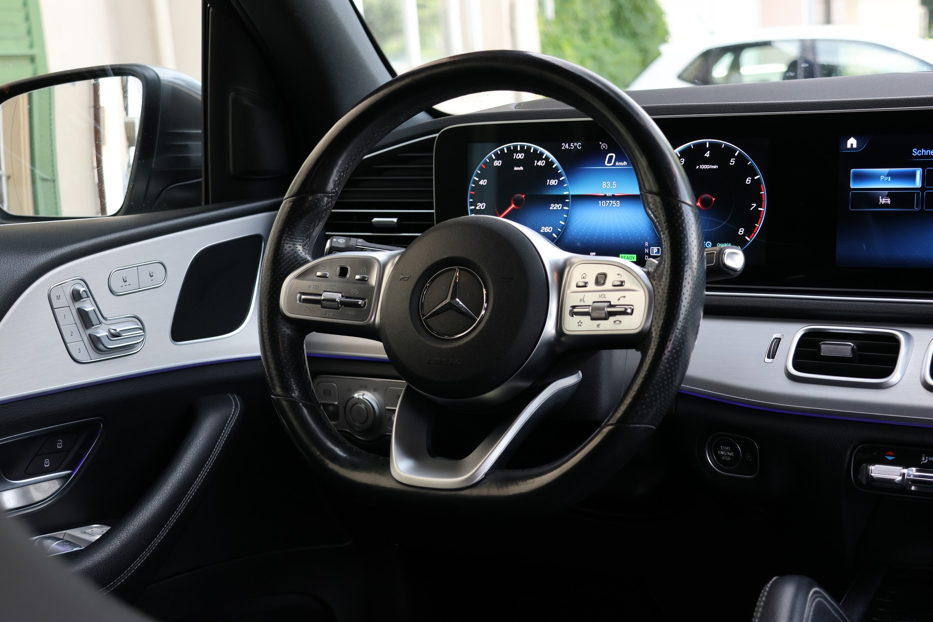 MERCEDES-BENZ GLE 450 4Matic AMG Line 9G-Tronic-image-16