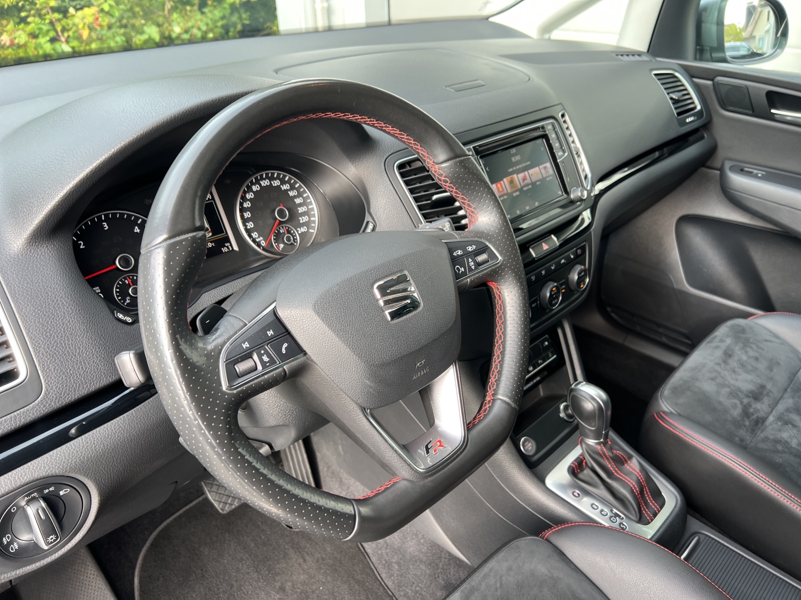 SEAT Alhambra 1.4 TSI DSG Hola FR-image-12