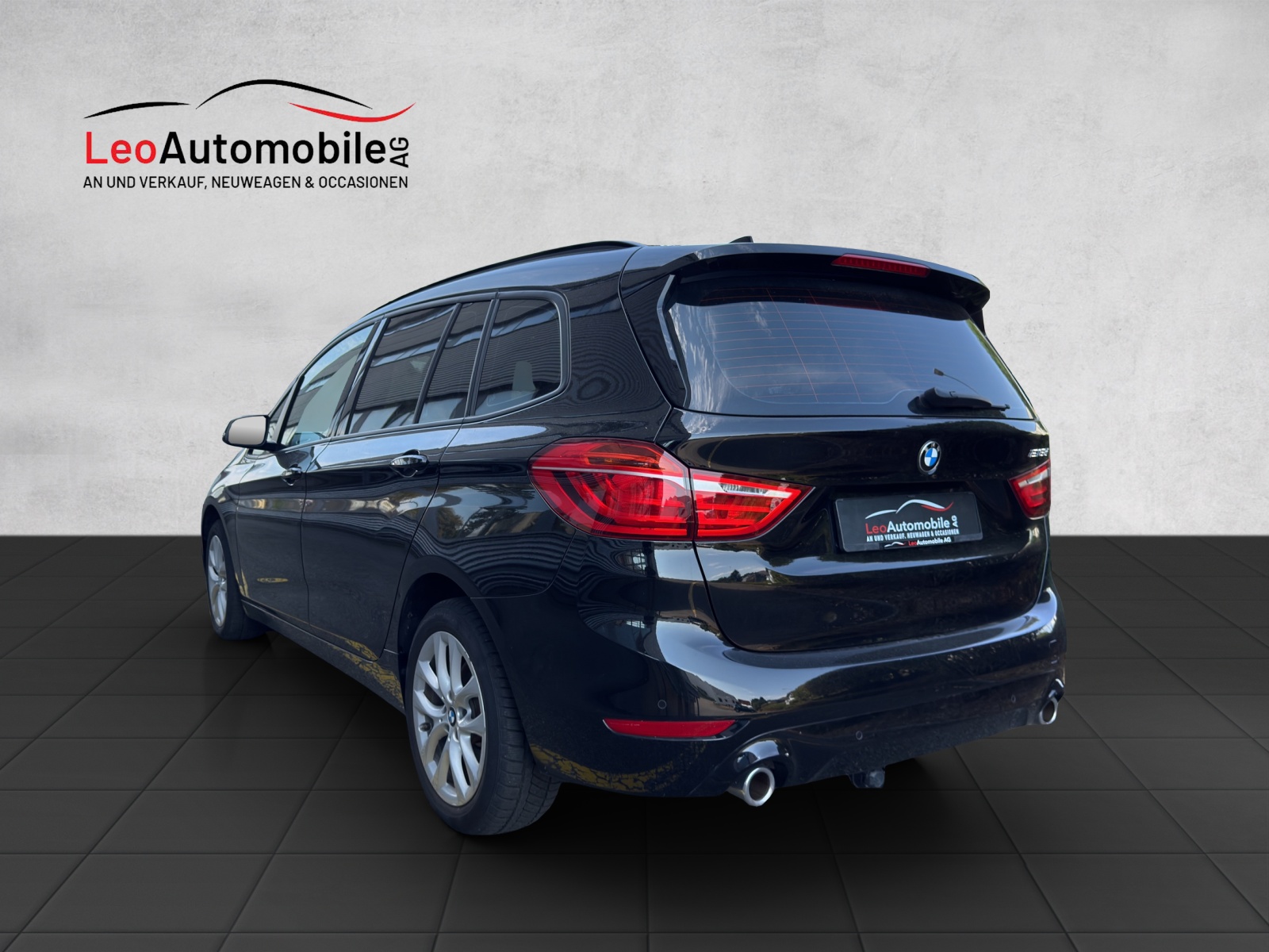 BMW 218d Gran Tourer Steptronic-image-1