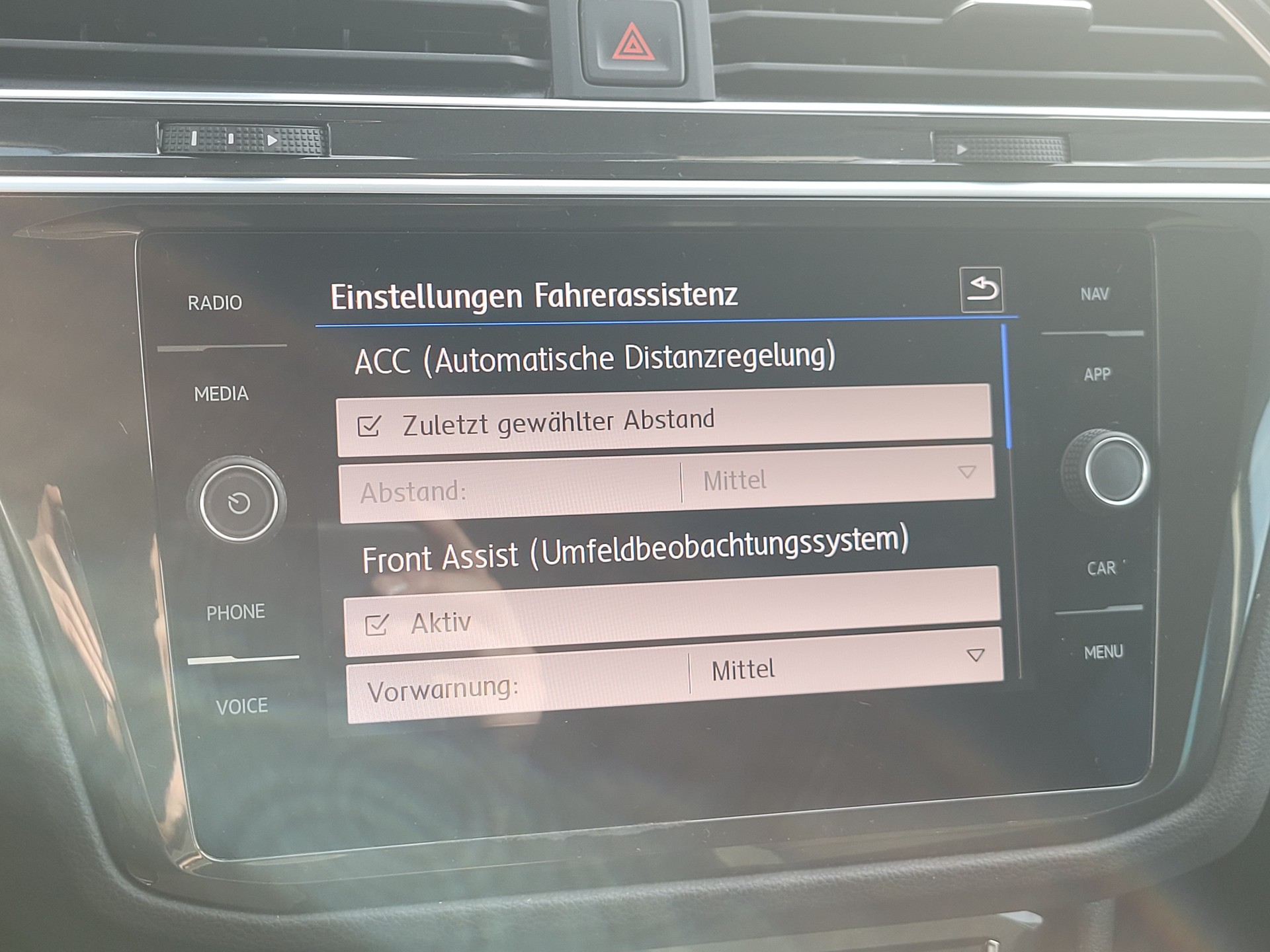VW Tiguan 2.0 TDI SCR Comfortline 4Motion DSG *ab MFK 17.03.2026*-image-11