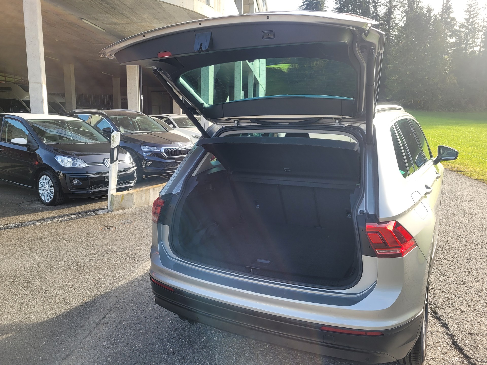 VW Tiguan 2.0 TDI SCR Comfortline 4Motion DSG *ab MFK 17.03.2026*-image-6