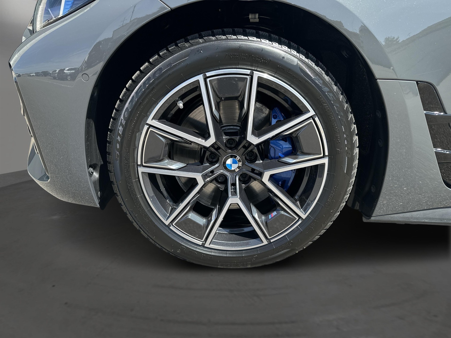 BMW i4 M50 M Sport Pro-image-5