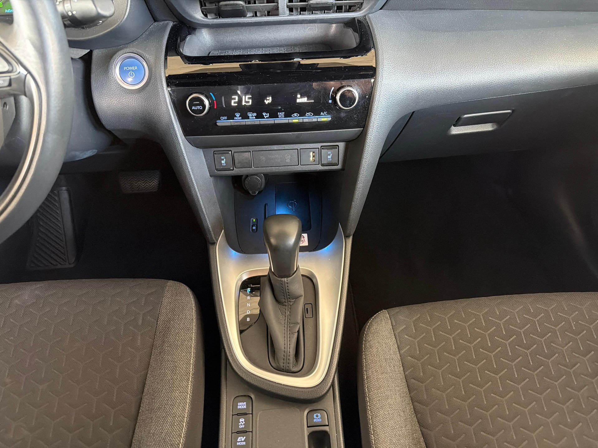 TOYOTA Yaris Cross 1.5 VVT-i HSD Trend-image-13