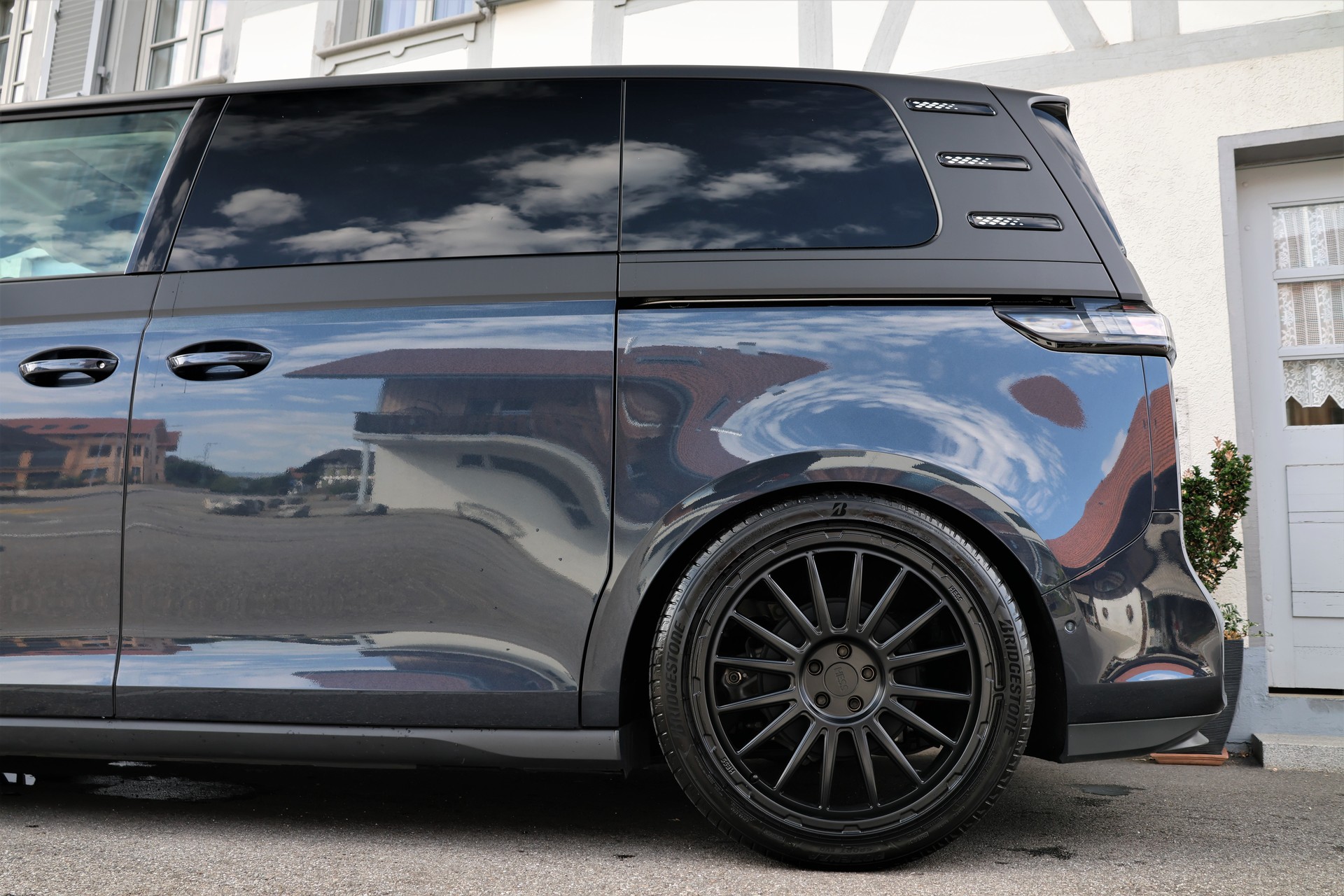 VW ID.Buzz NWB Pro (CH) + 1.0T AHK-image-6