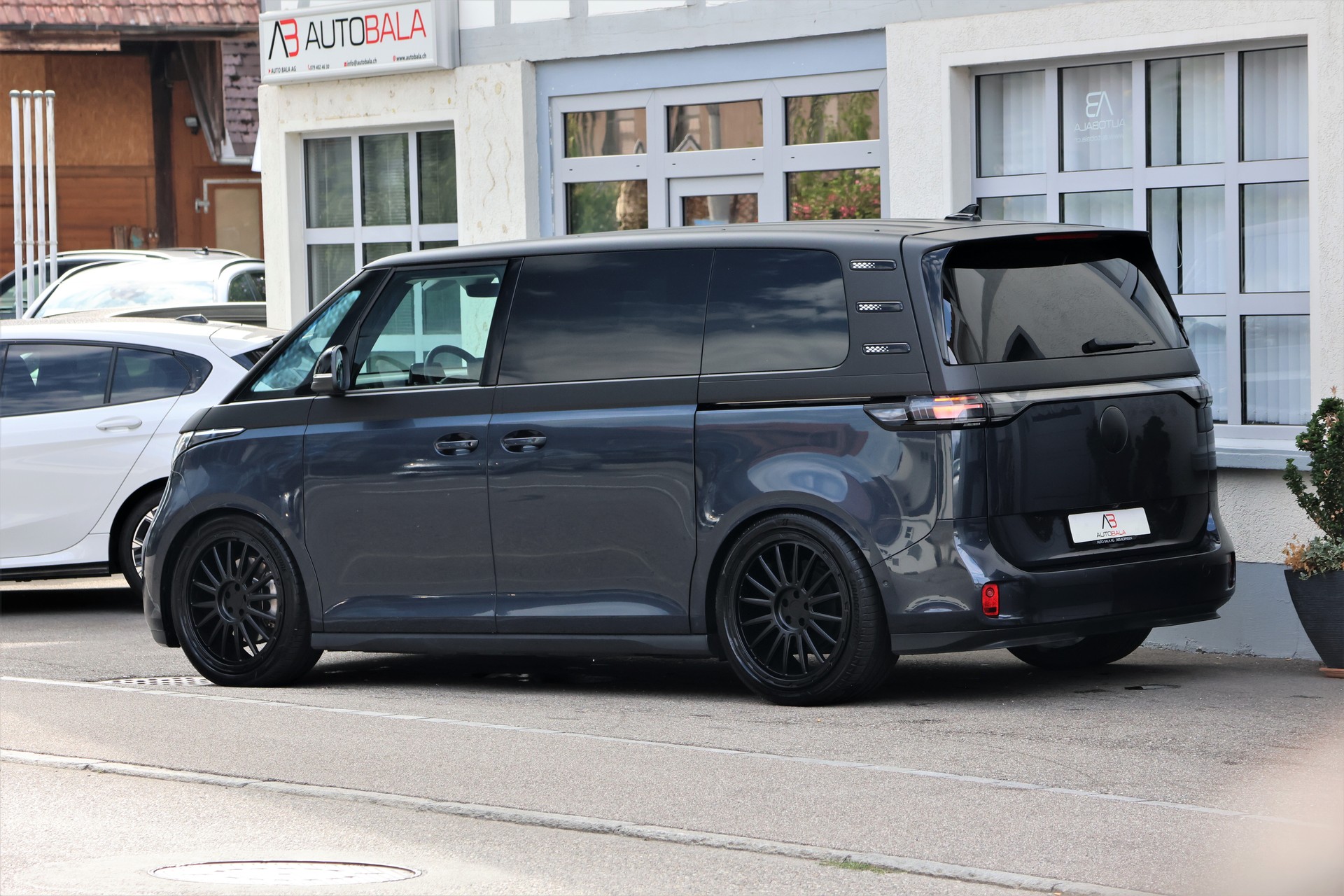 VW ID.Buzz NWB Pro (CH) + 1.0T AHK-image-4