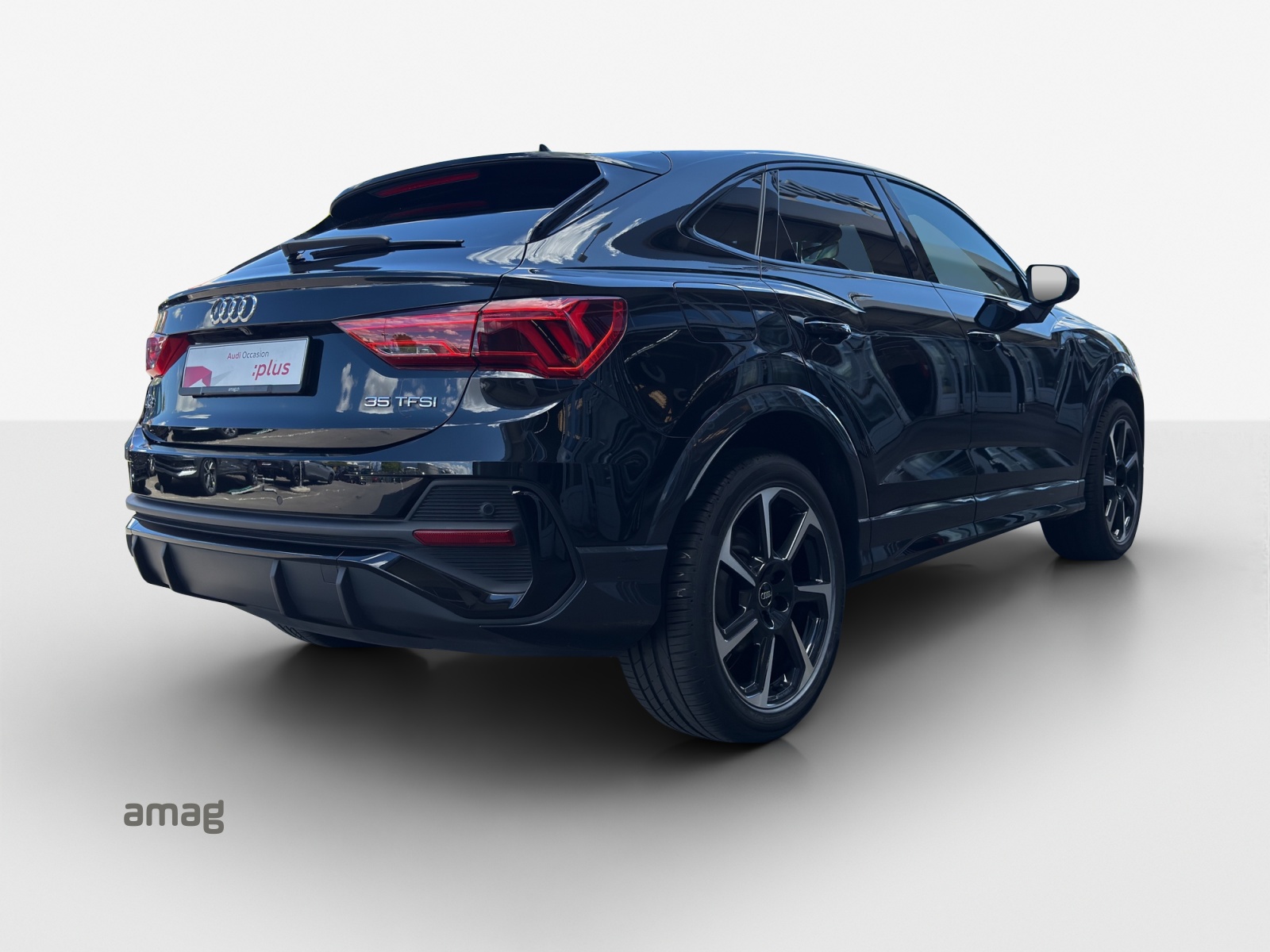 AUDI Q3 Sportback 35 TFSI S line Attraction S-tronic-image-4