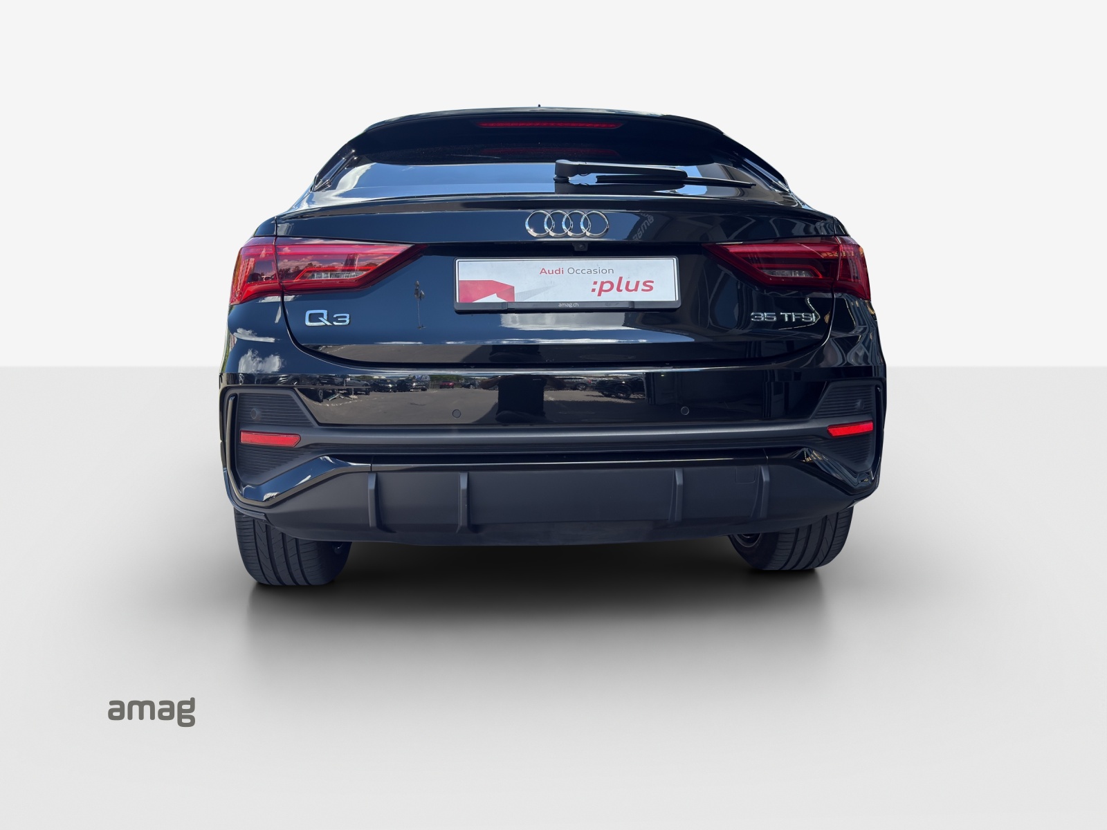 AUDI Q3 Sportback 35 TFSI S line Attraction S-tronic-showroom-element-3