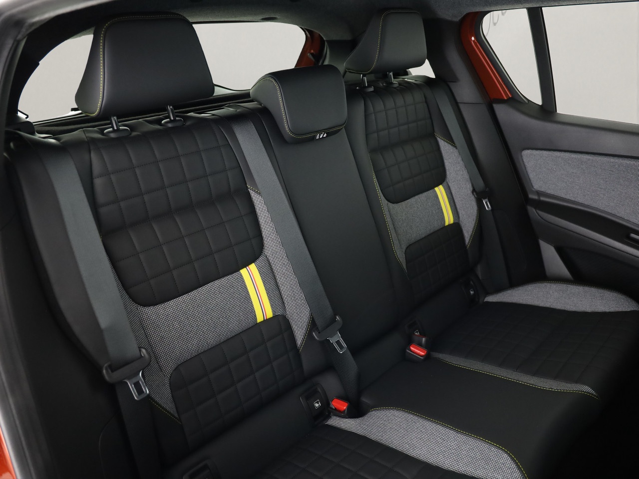 RENAULT R4 E-Tech Comfort Range iconic-image-7